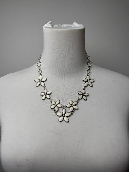 Vintage Courreges floral steel Collier Silver White