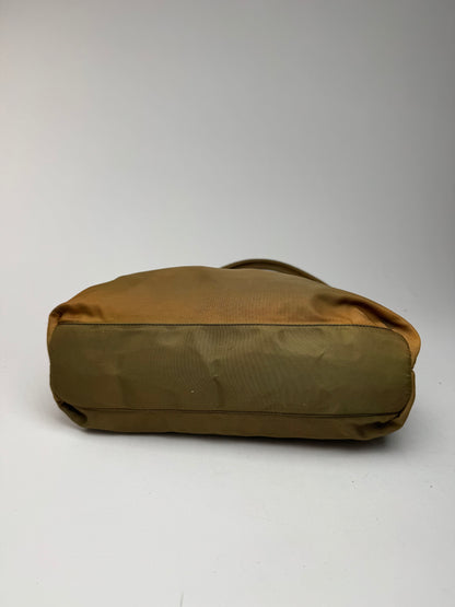 Sac Prada vintage en polyester kaki marron
