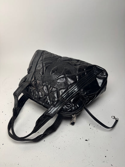Sac Chanel vintage en cuir verni noir