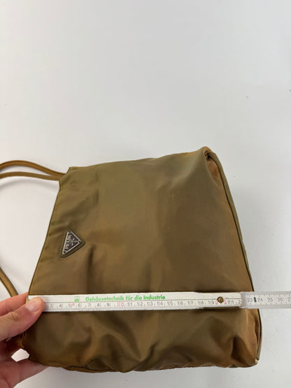 Sac Prada vintage en polyester kaki marron