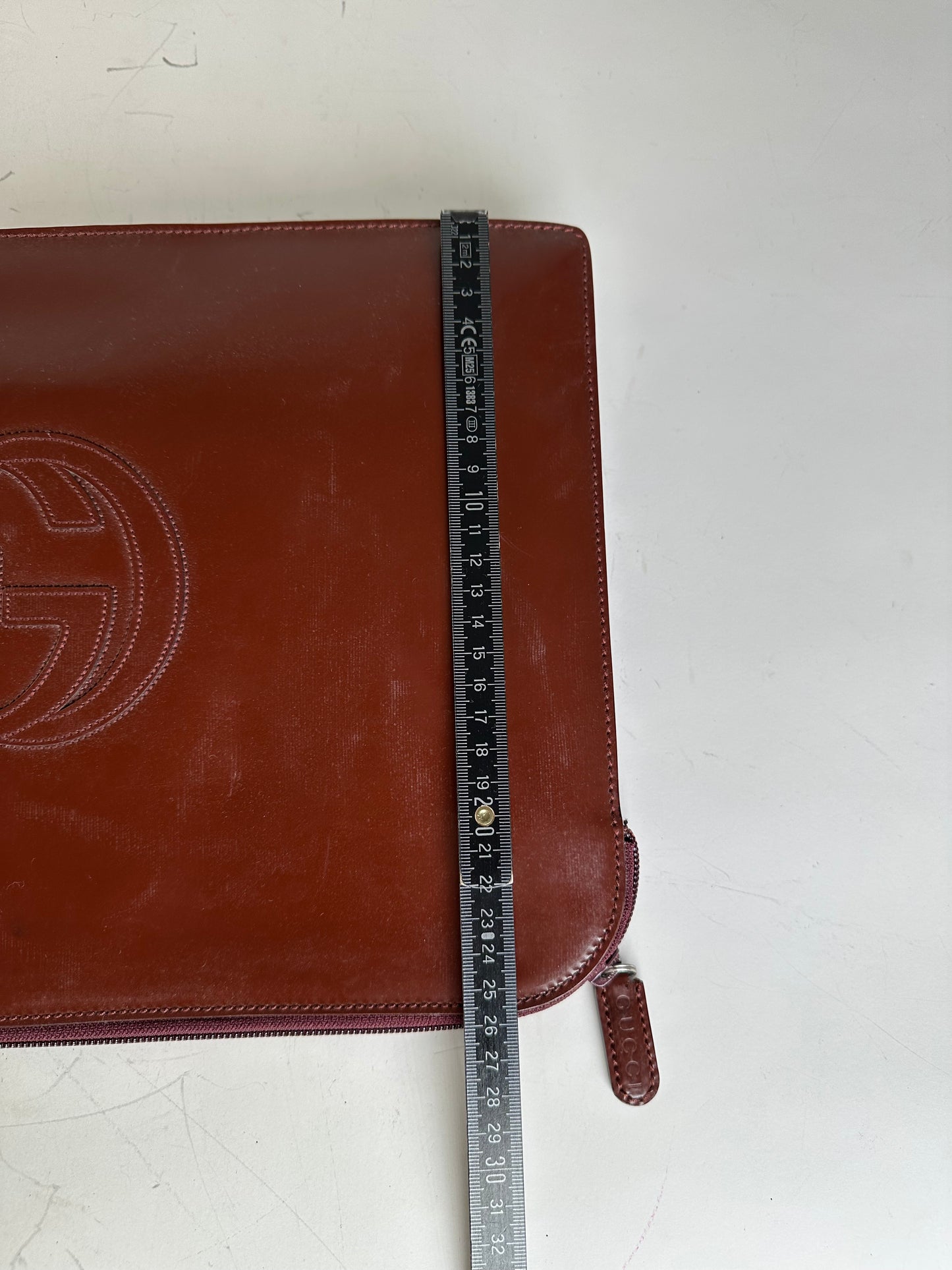 Vintage Gucci Smooth Leather Pouch Burgundy Gold