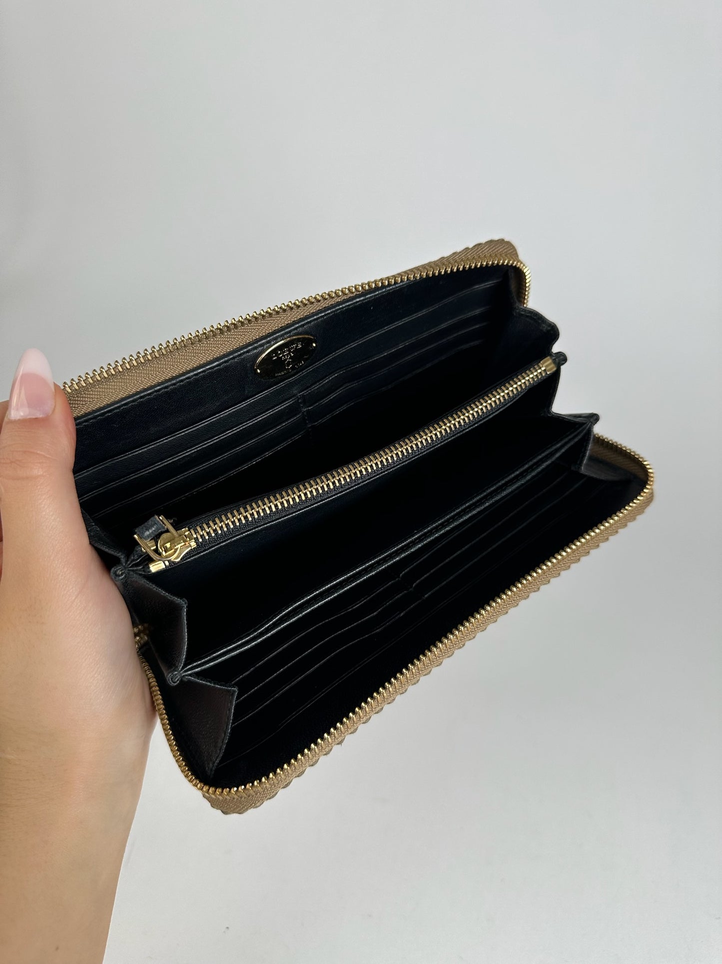 Vintage Loewe Madrid Leather Wallet gols