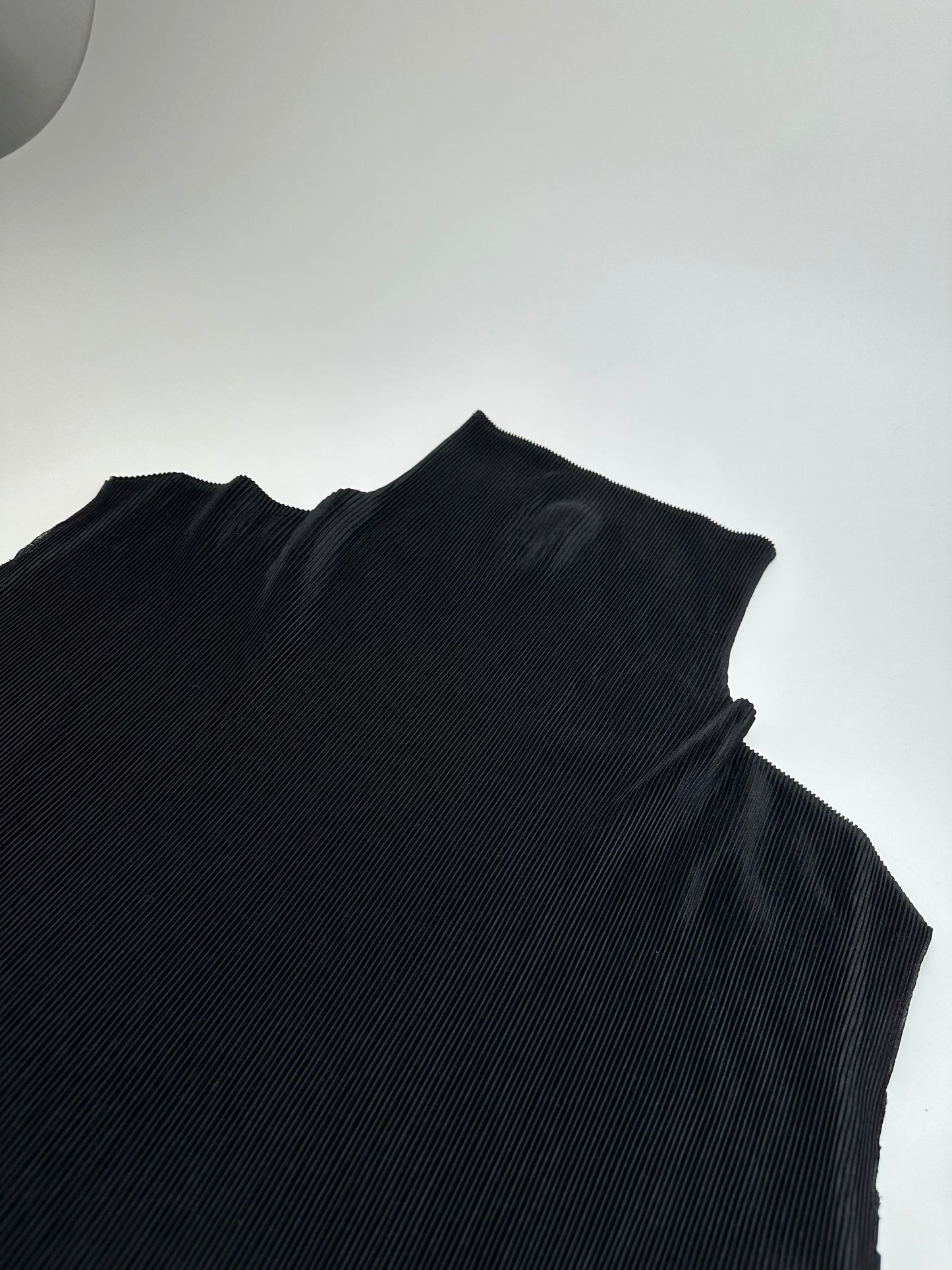 Vintage Issey Miyake Pleats Please Plissé Sleeveless High Neck Top Black M