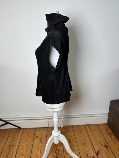 Vintage Issey Miyake Pleats Please Plissé Sleeveless High Neck Top Black M