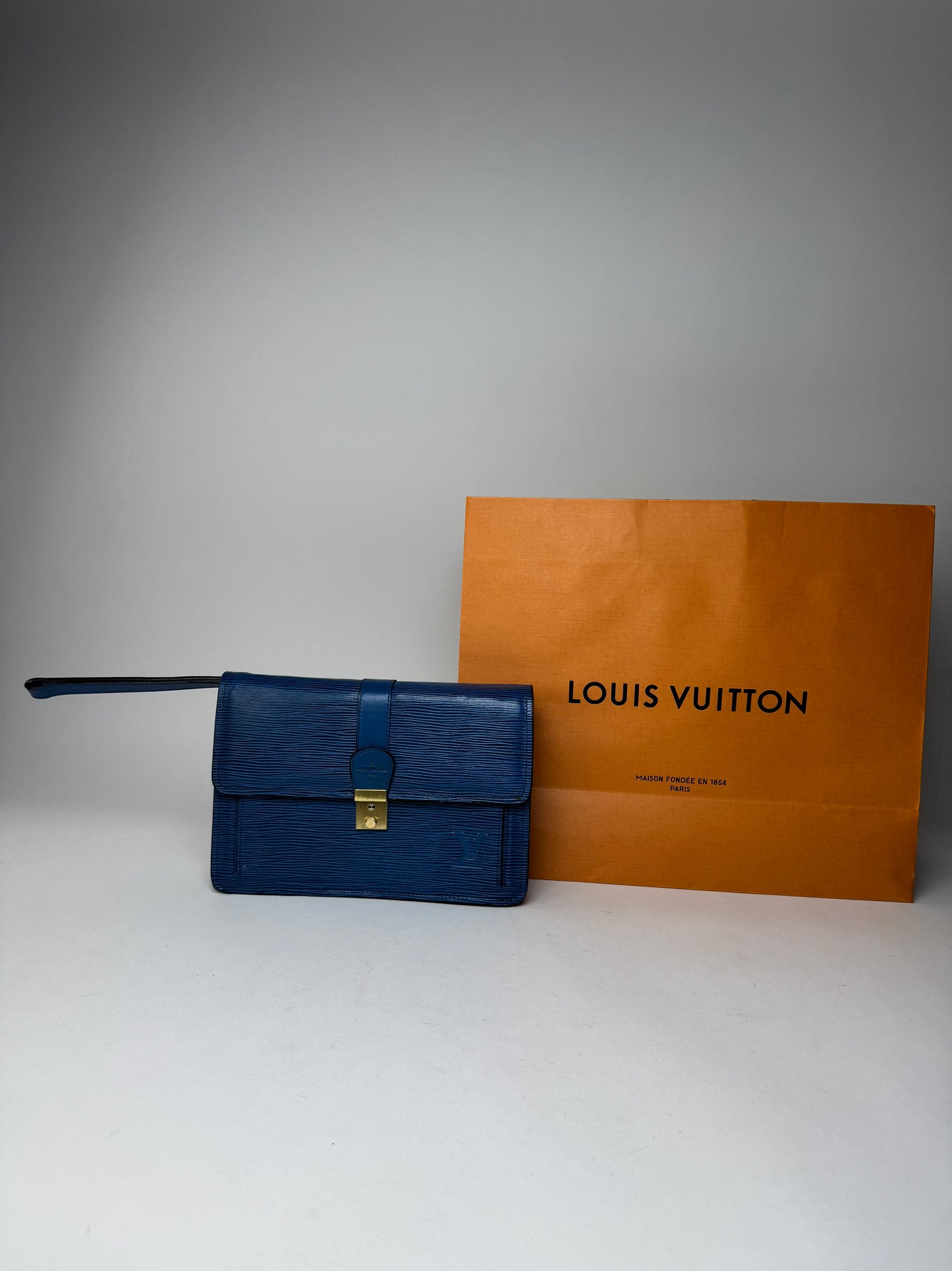 Vintage louis Vuitton EPI Leather Clutch Blue