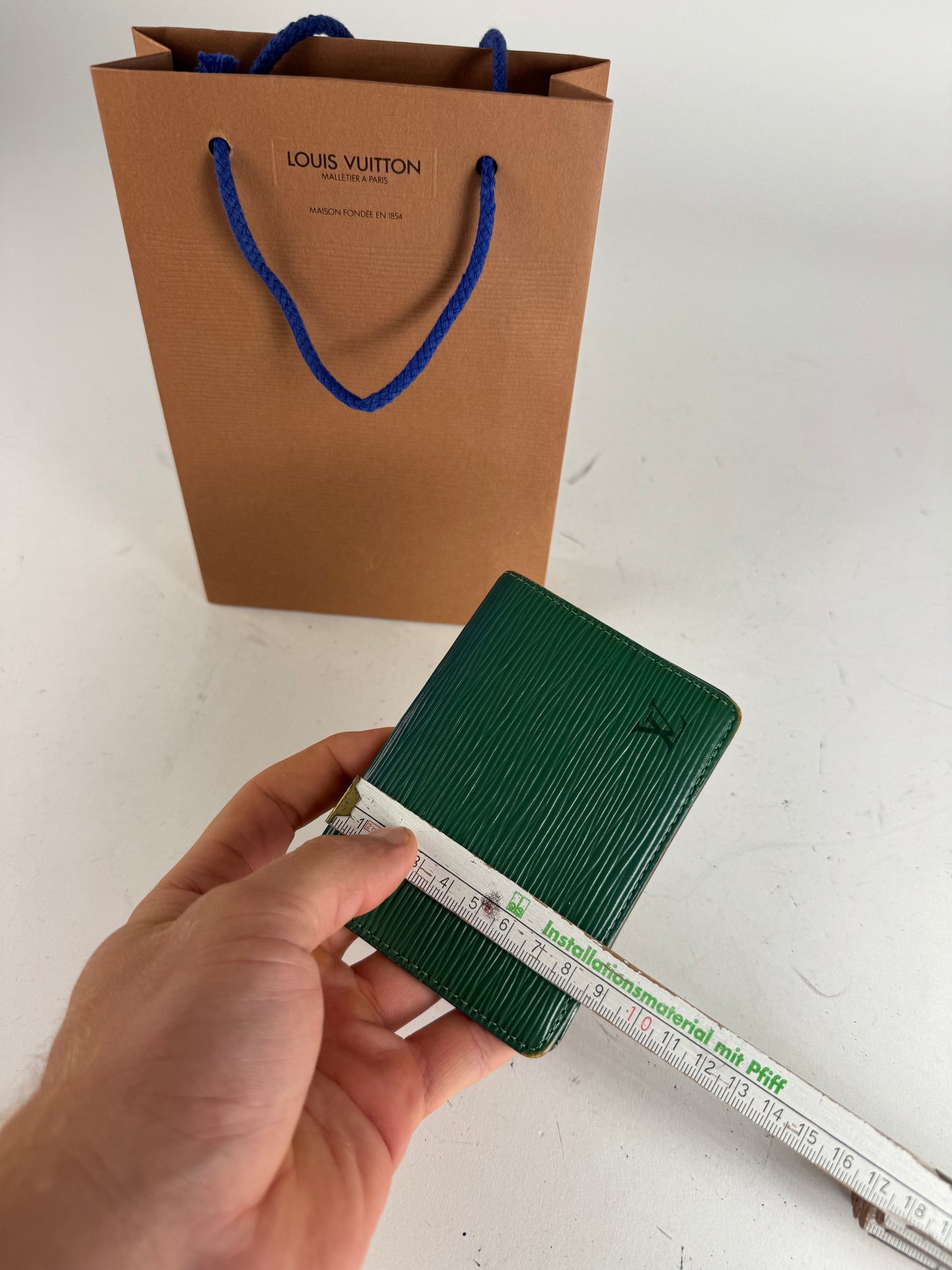 Vintage Louis Vuitton EPI Leather Card Holder Green