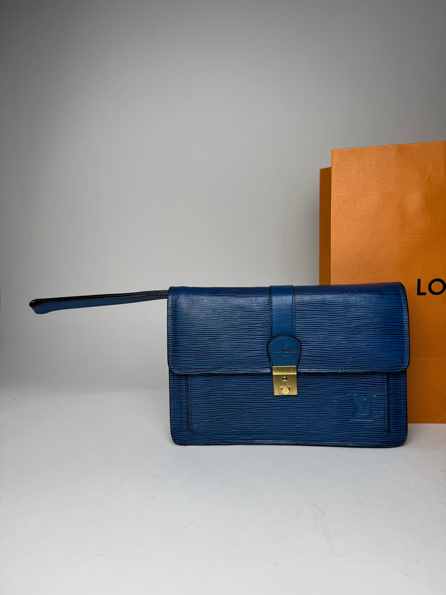 Vintage louis Vuitton EPI Leather Clutch Blue