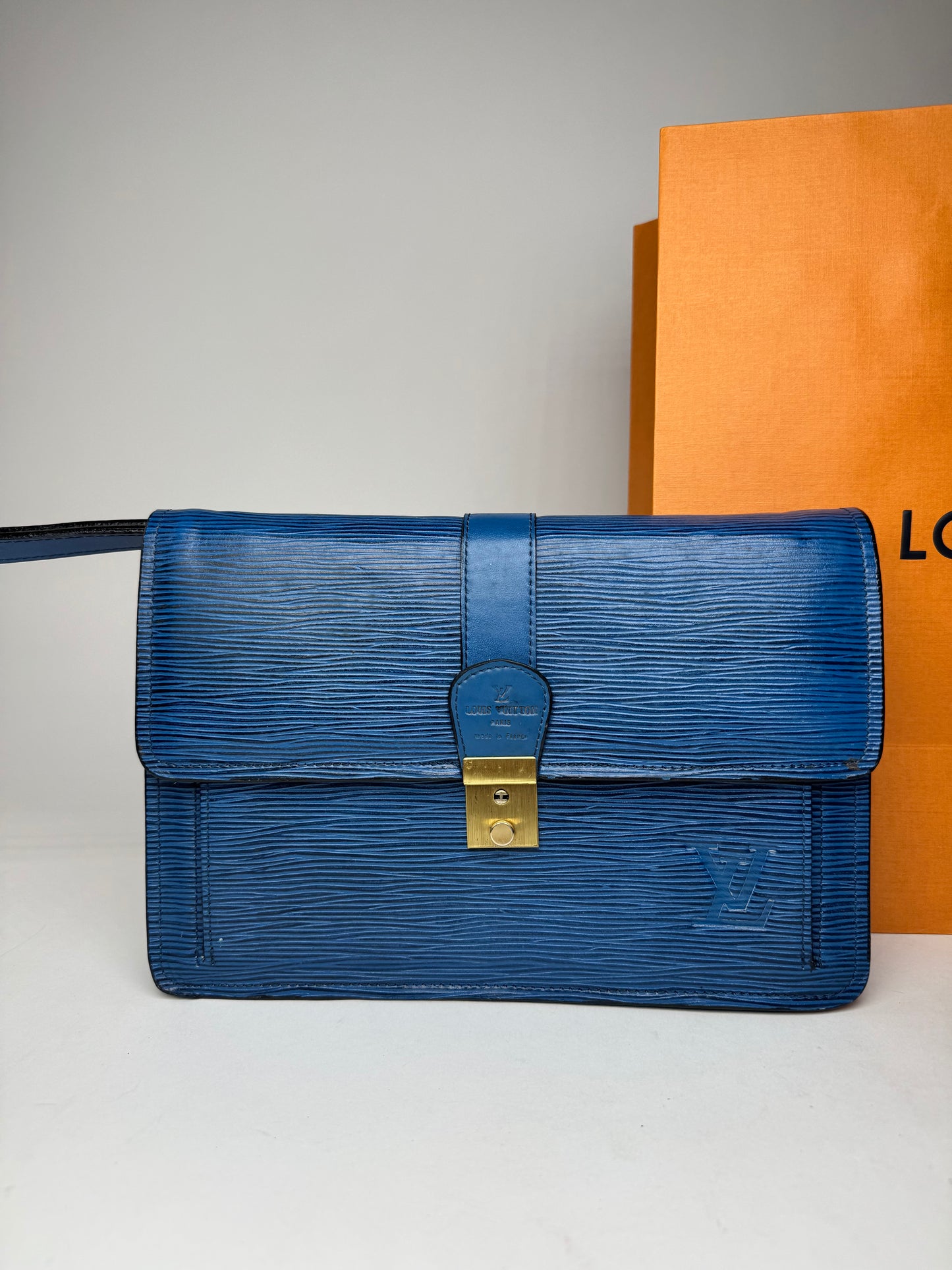 Vintage louis Vuitton EPI Leather Clutch Blue