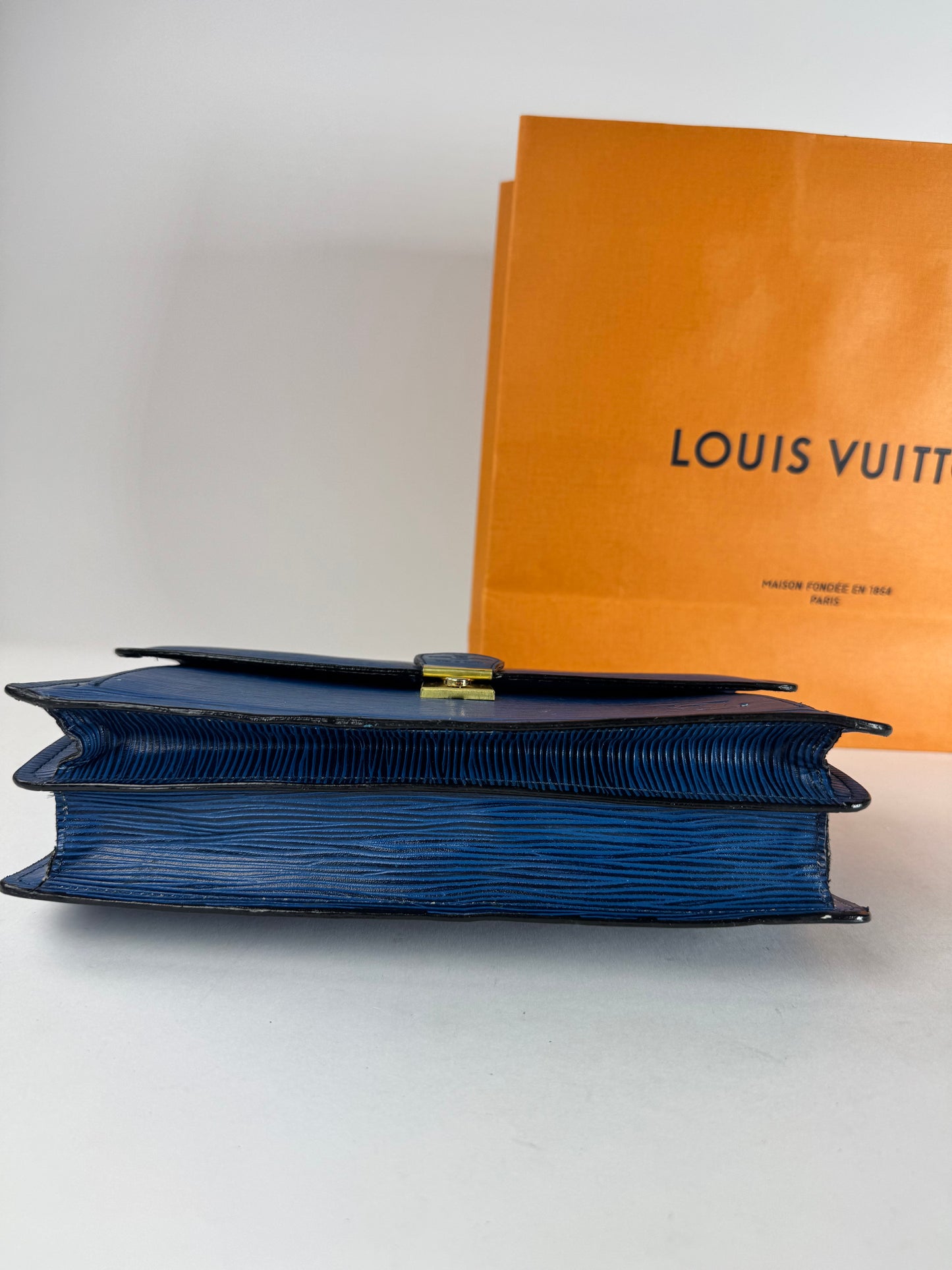 Vintage louis Vuitton EPI Leather Clutch Blue