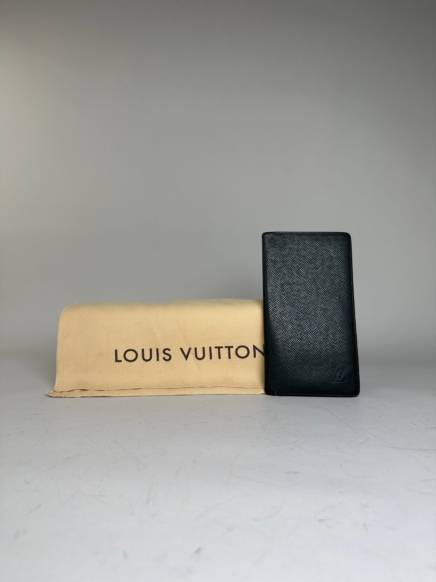Vintage Louis Vuitton Epi Leather Wallet Dark Green