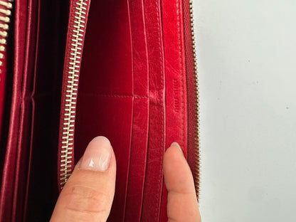 Vintage Miu Miu Matelassé Quilted Leather Bifold Wallet c. 2006–2015 Red