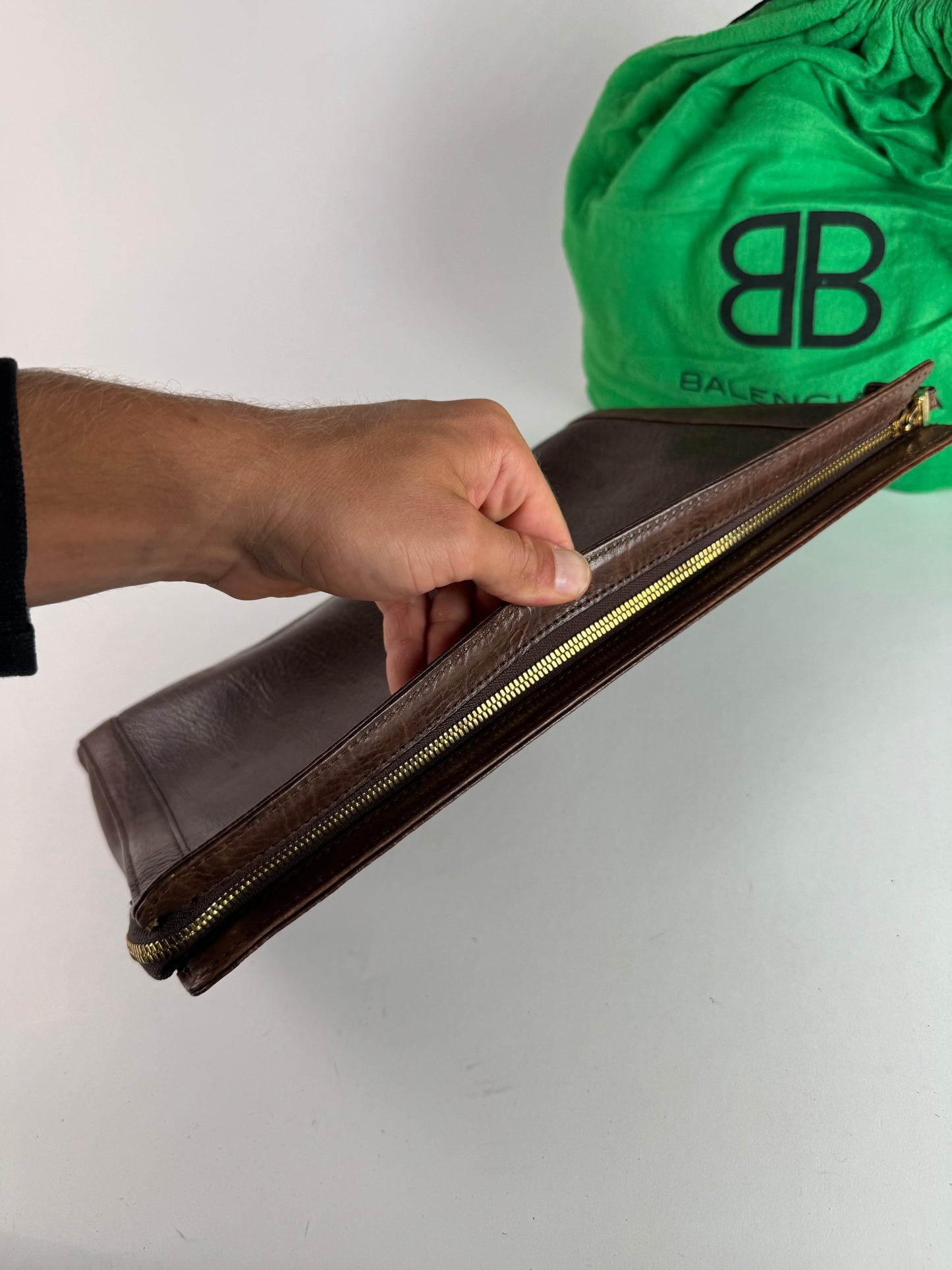 Pochette Balenciaga vintage en cuir marron