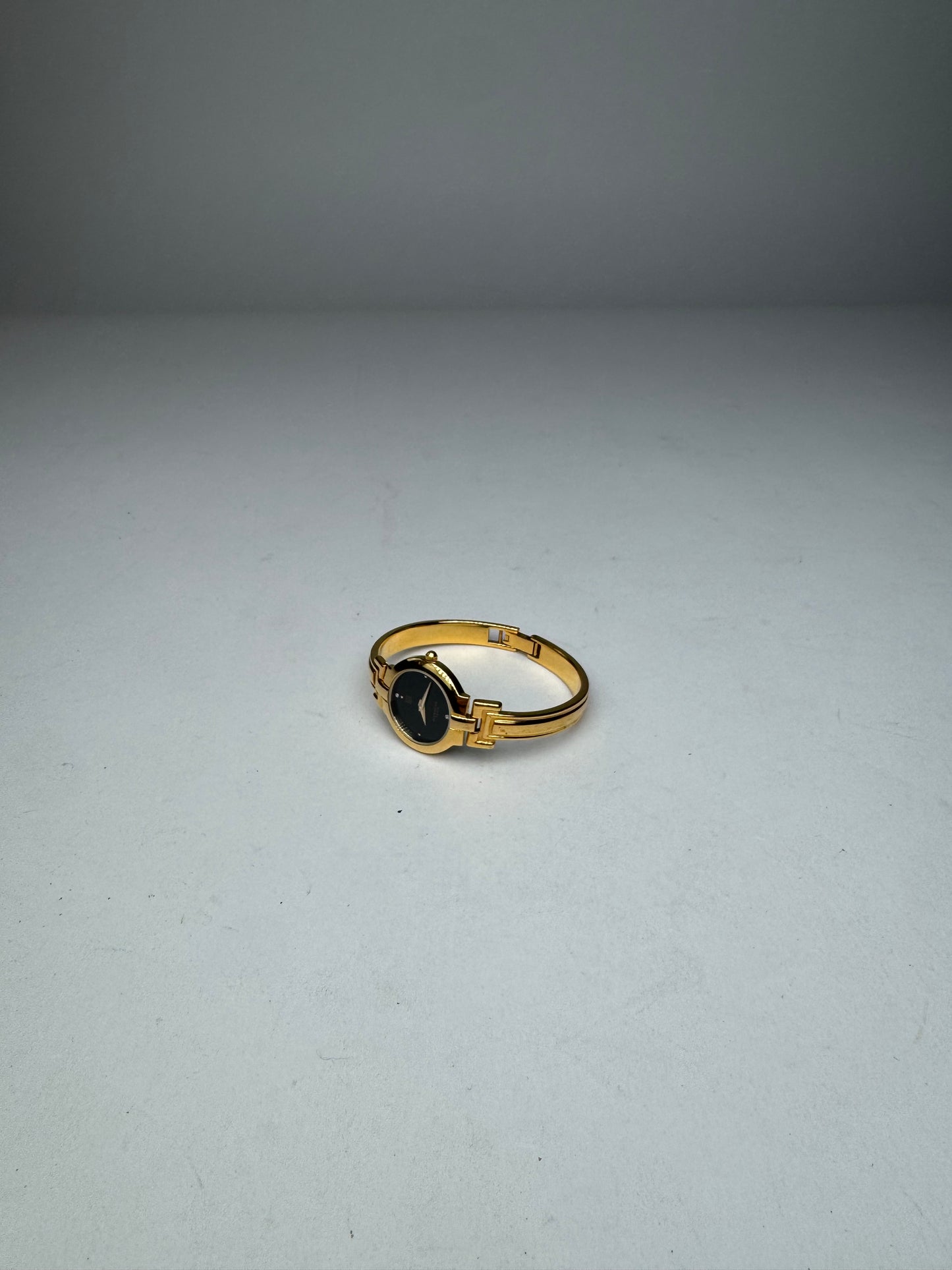 Vintage Givenchy Quartz Watch Golden