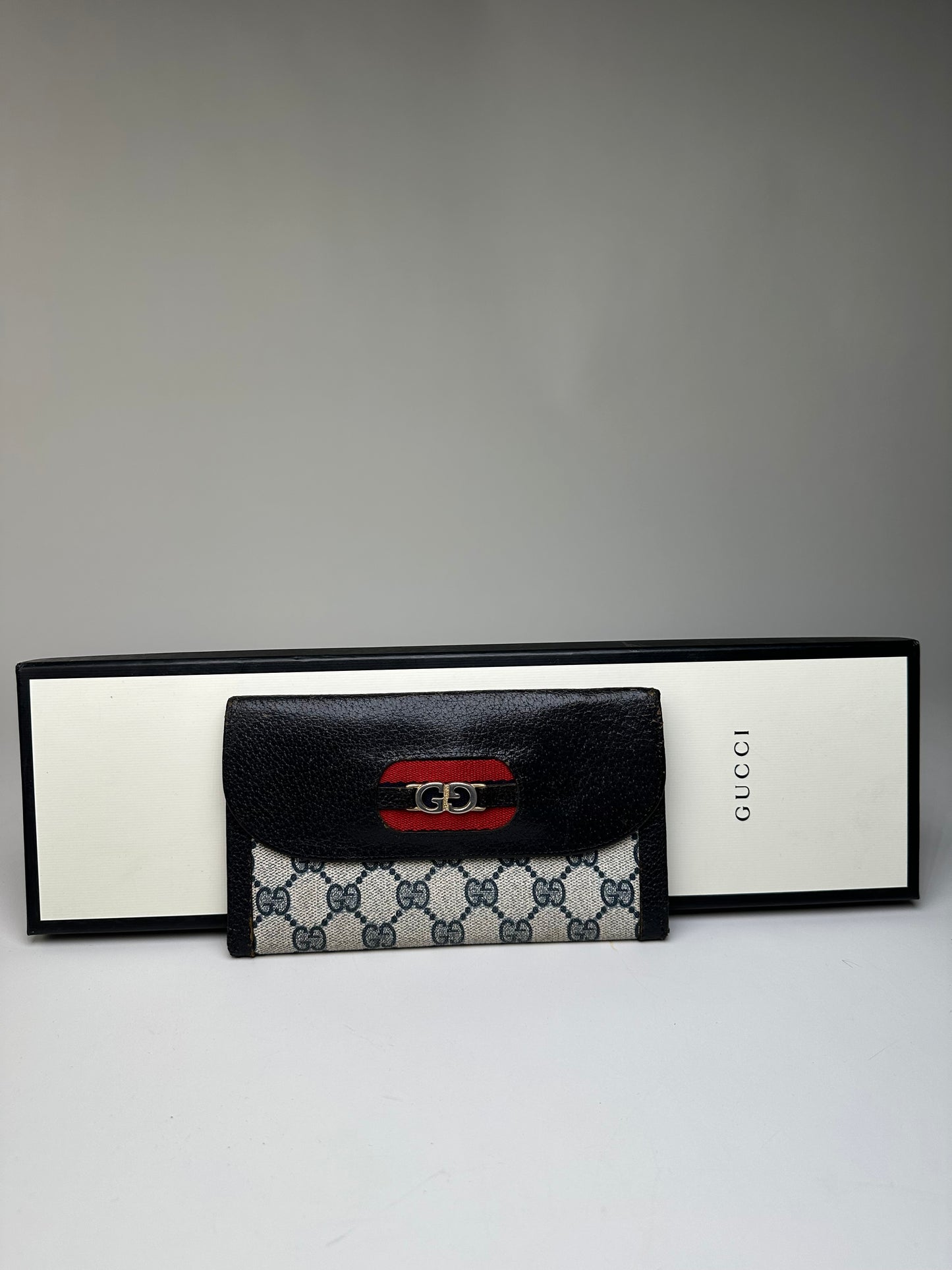 Vintage Gucci GG Supreme Wallet Black Beige Gold