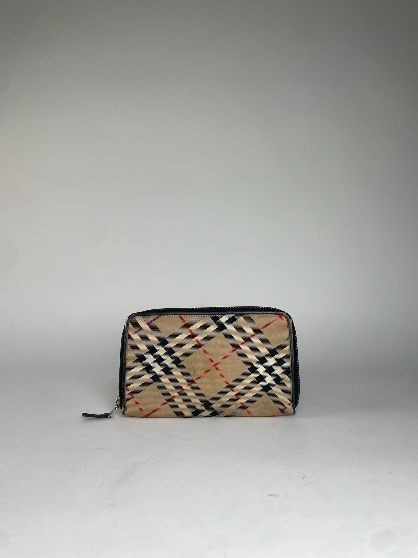 Vintage Burberry Nova Check Zippy Wallet Beige Black