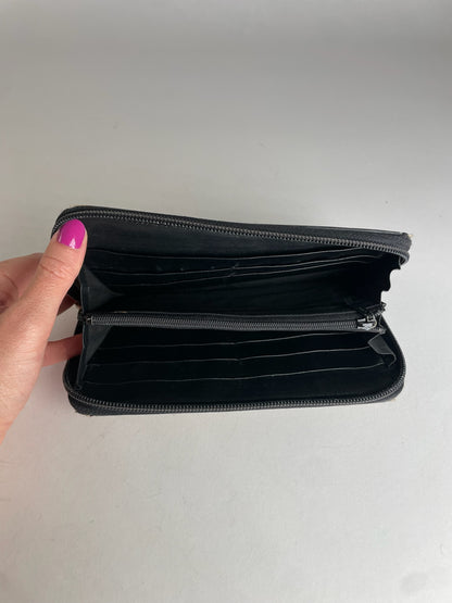 Vintage Burberry Nova Check Zippy Wallet Beige Black