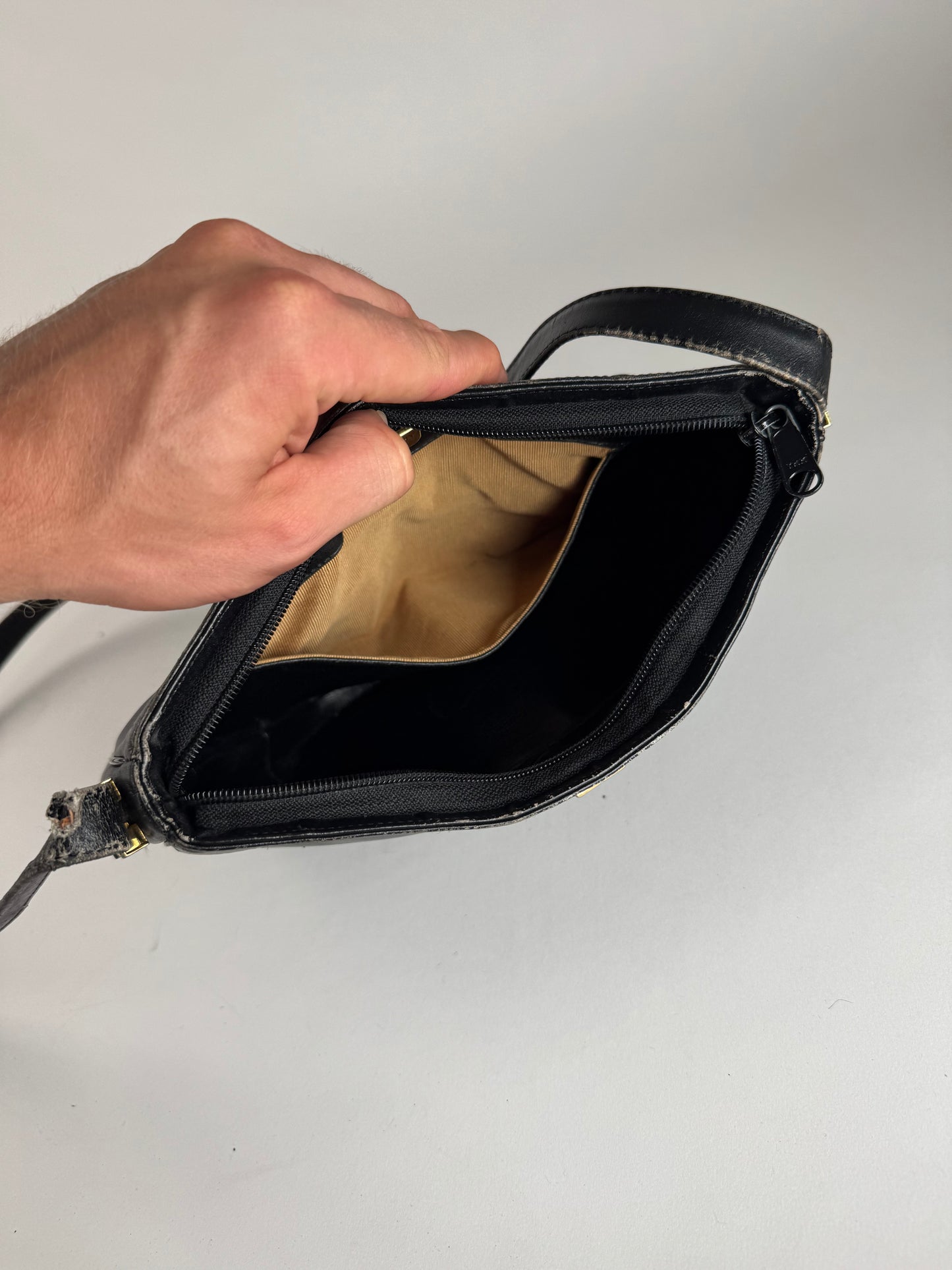 Vintage Givenchy 4G leather bag black