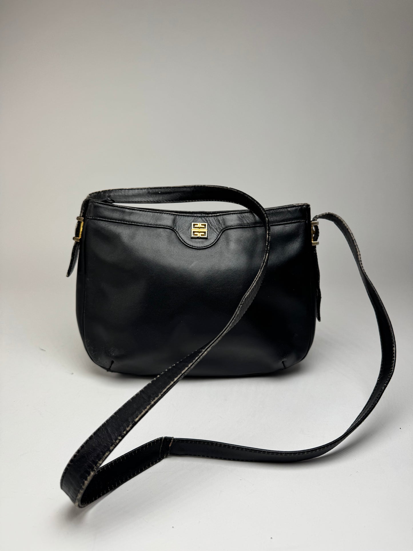 Vintage Givenchy 4G leather bag black