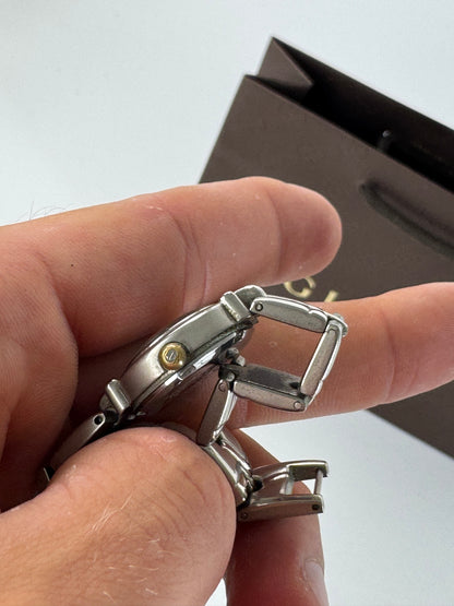 Montre Gucci vintage en acier argenté