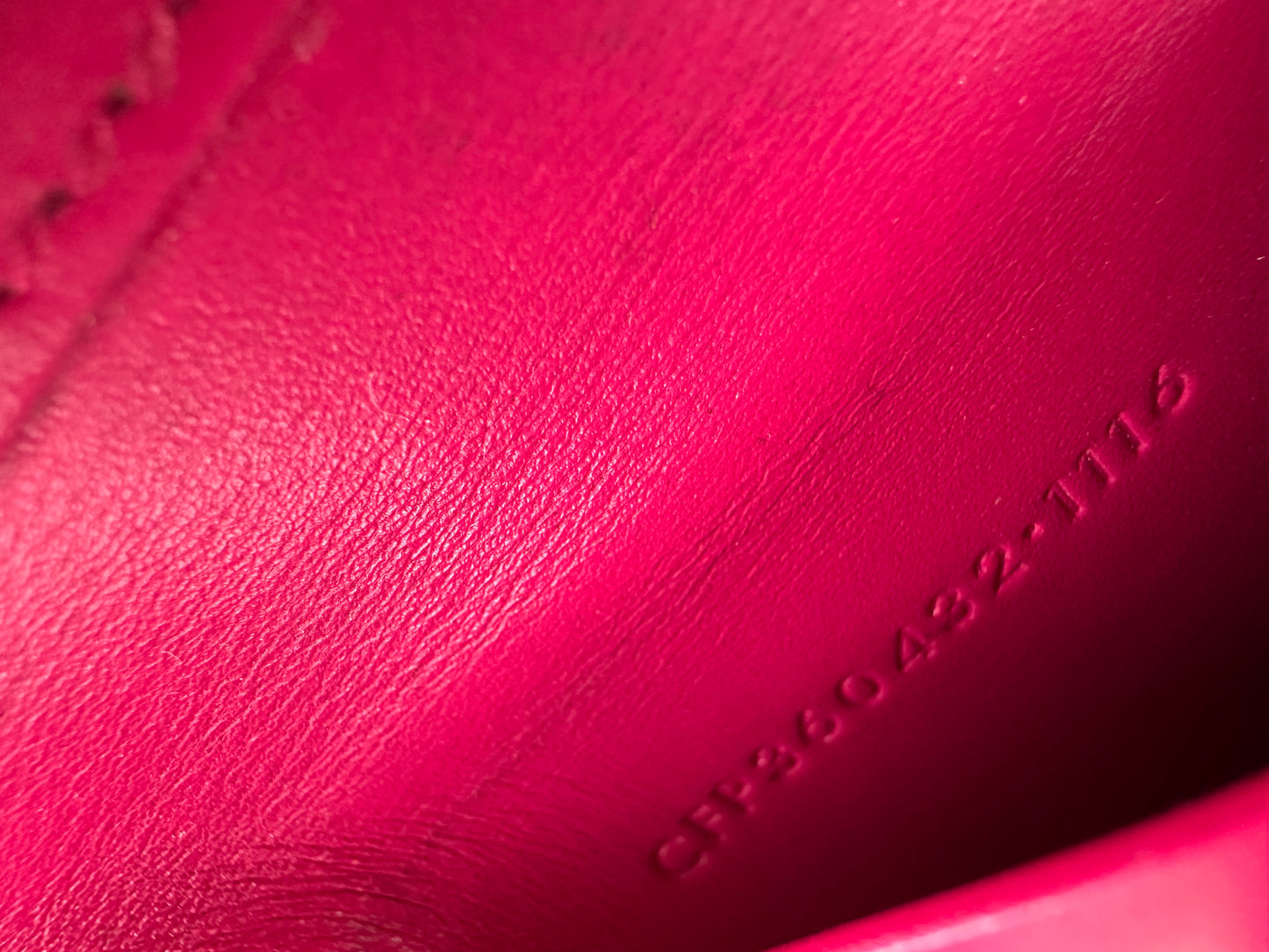 Saint Laurent Paris Smooth Leather Key Case Fuchsia