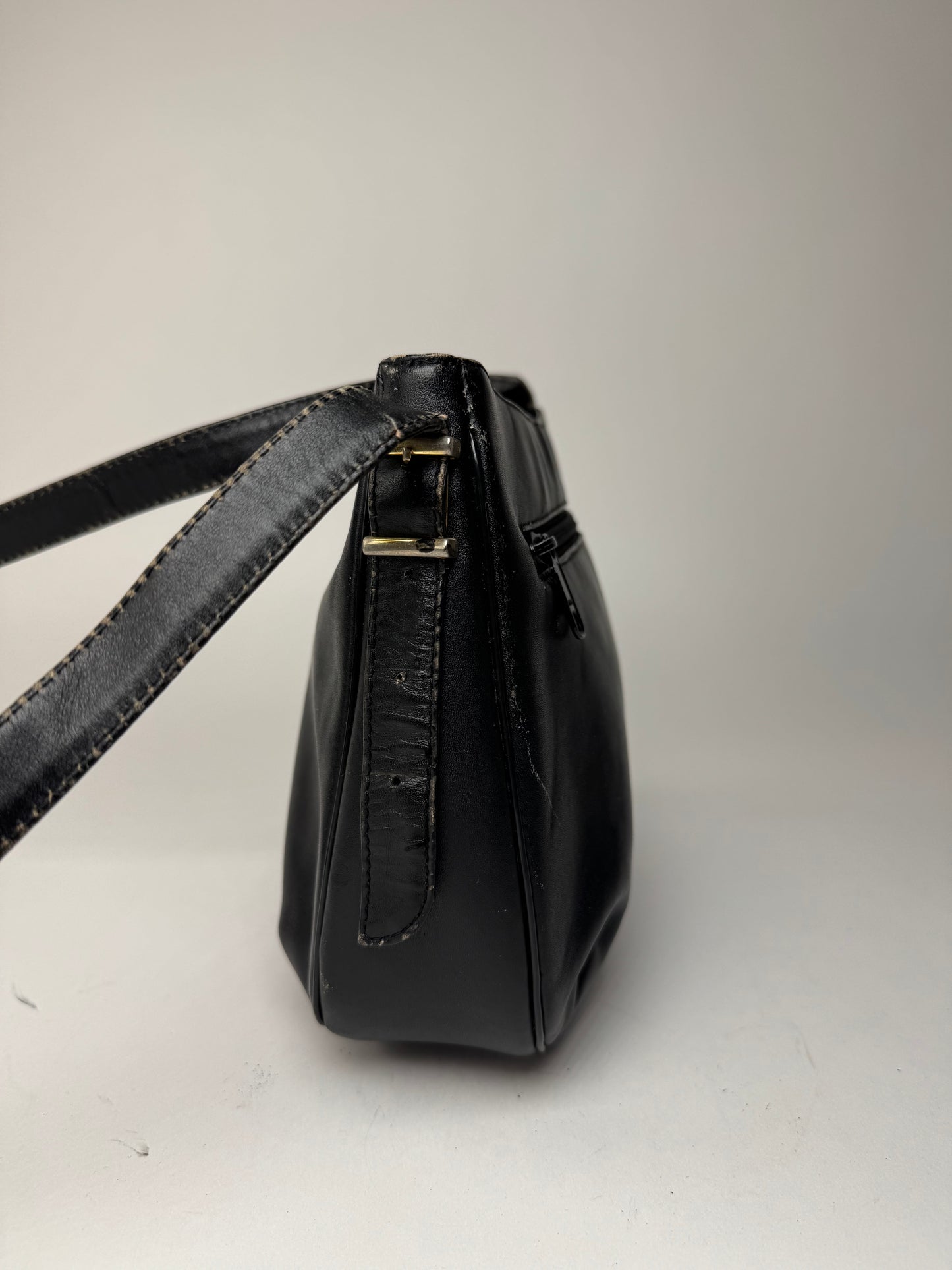 Vintage Givenchy 4G leather bag black
