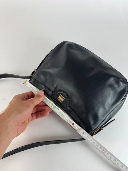 Vintage Givenchy 4G leather bag black