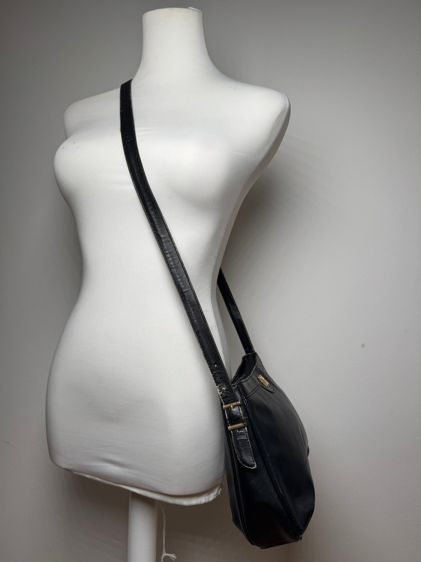 Vintage Givenchy 4G leather bag black