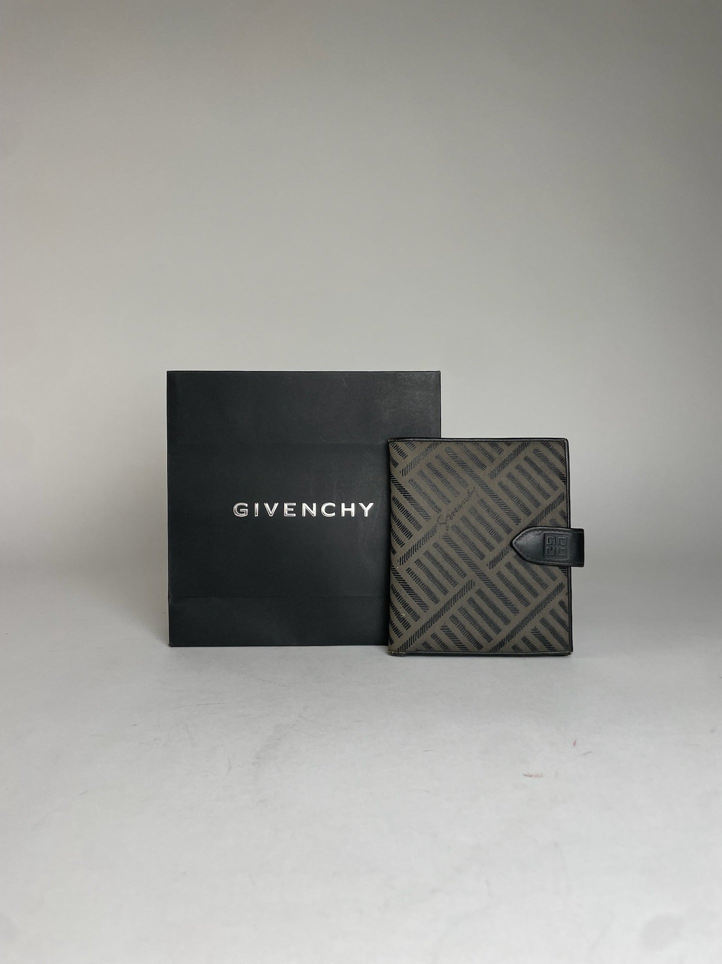 Vintage Givenchy Abstract Leather Wallet Grey Black