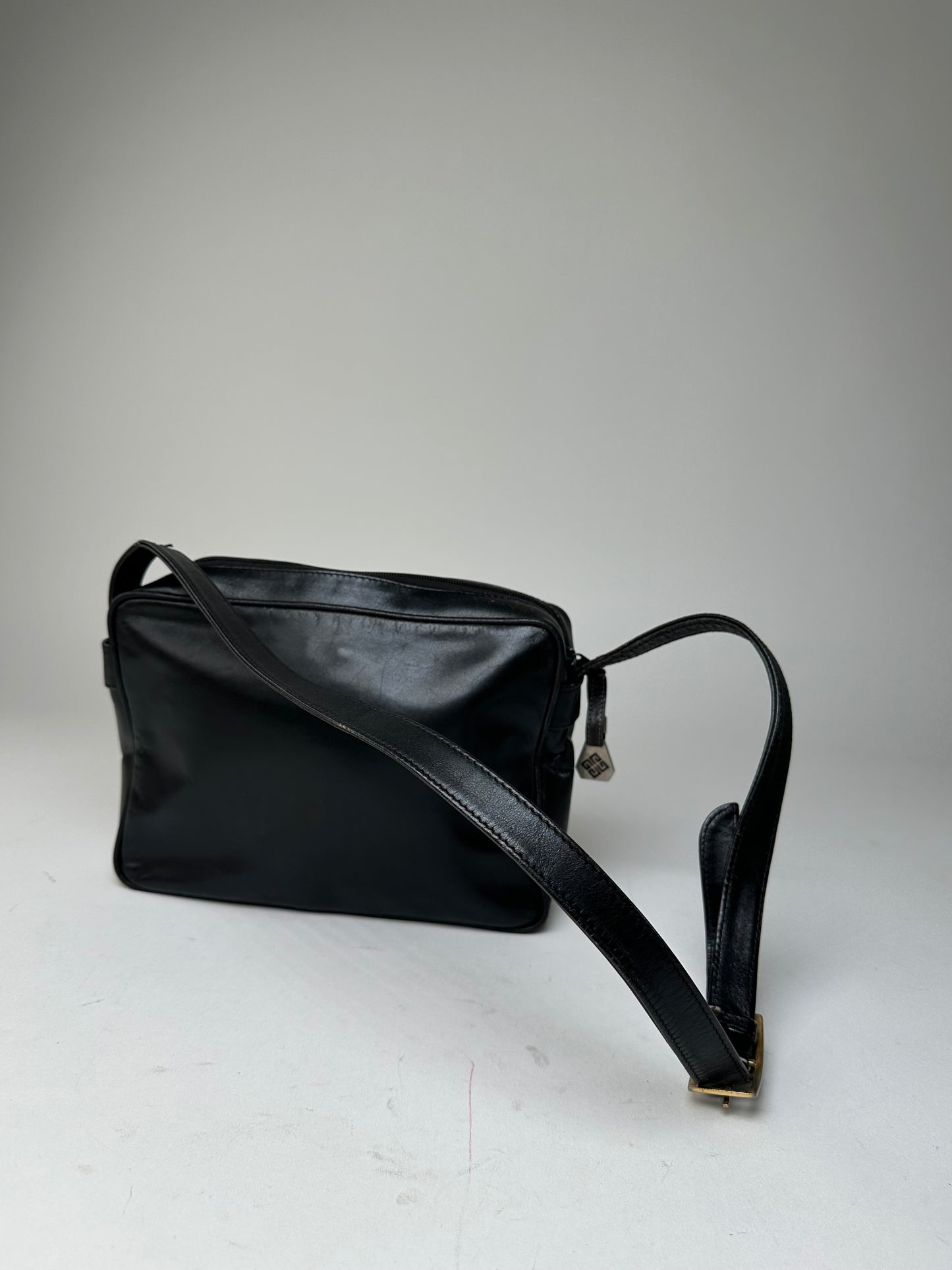 Vintage Givenchy 4G Smooth Leather Crossbody Shoulder Bag Black