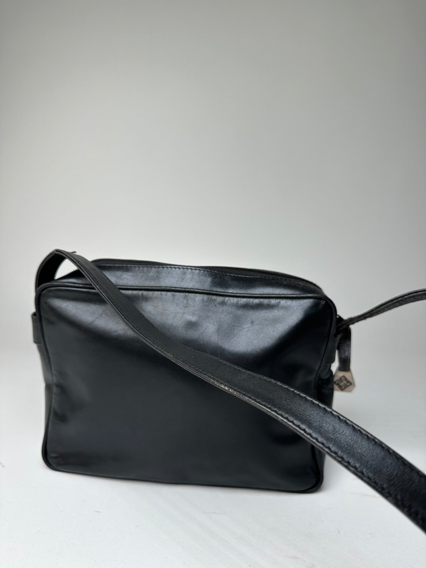 Vintage Givenchy 4G Smooth Leather Crossbody Shoulder Bag Black