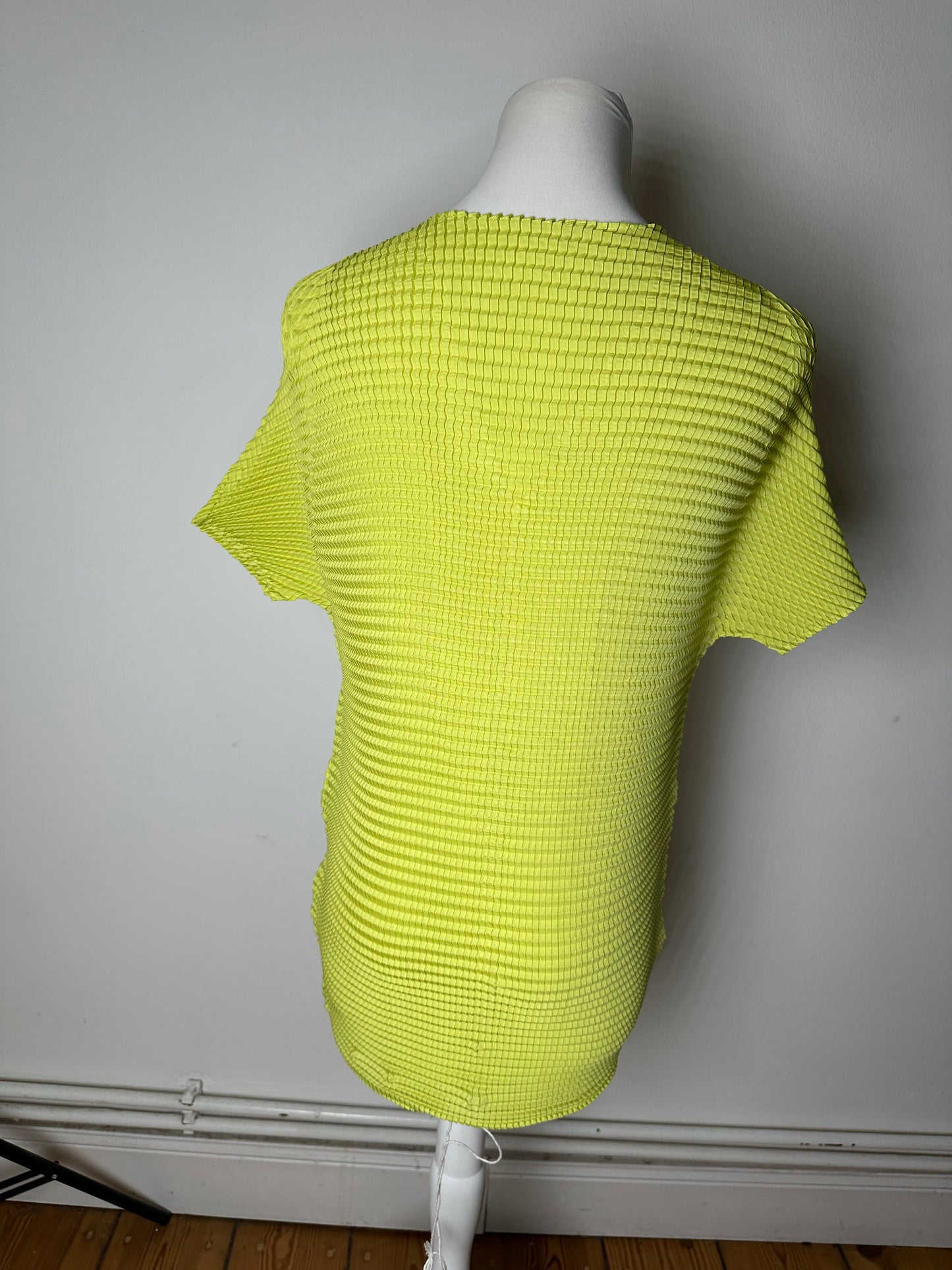 Vintage Issey Miyake Pleats Please Top Neon Yellow M