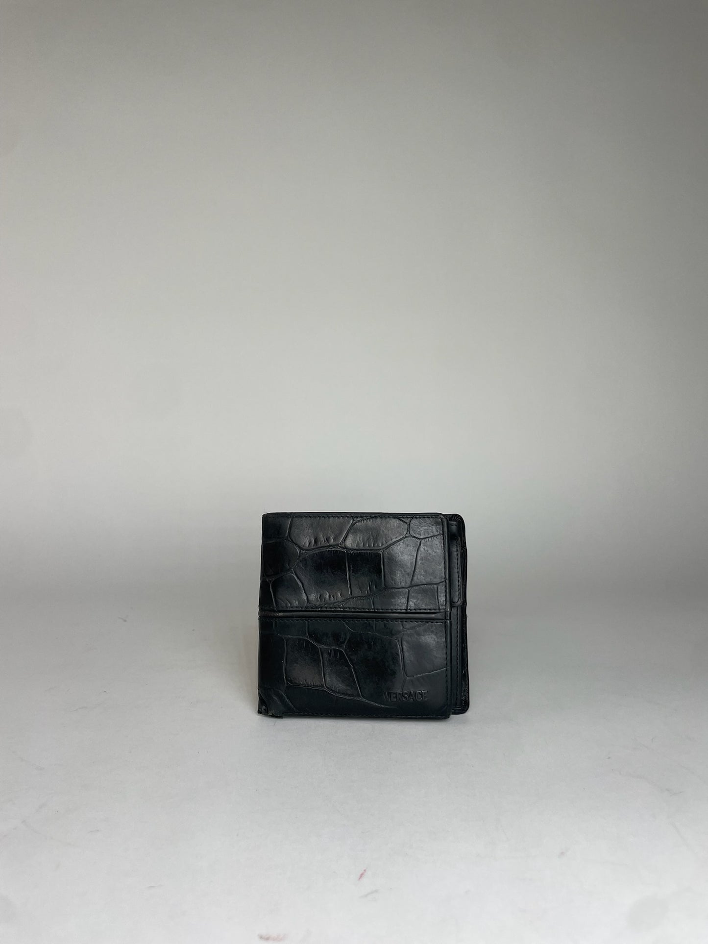 Vintage Gianni Versace Crocodile Emblossed Leather Wallet Black