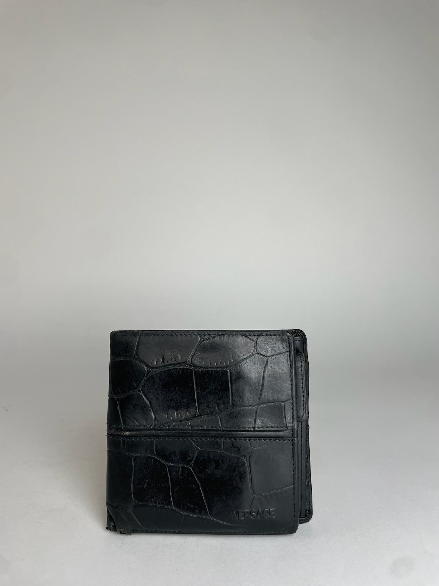 Vintage Gianni Versace Crocodile Emblossed Leather Wallet Black