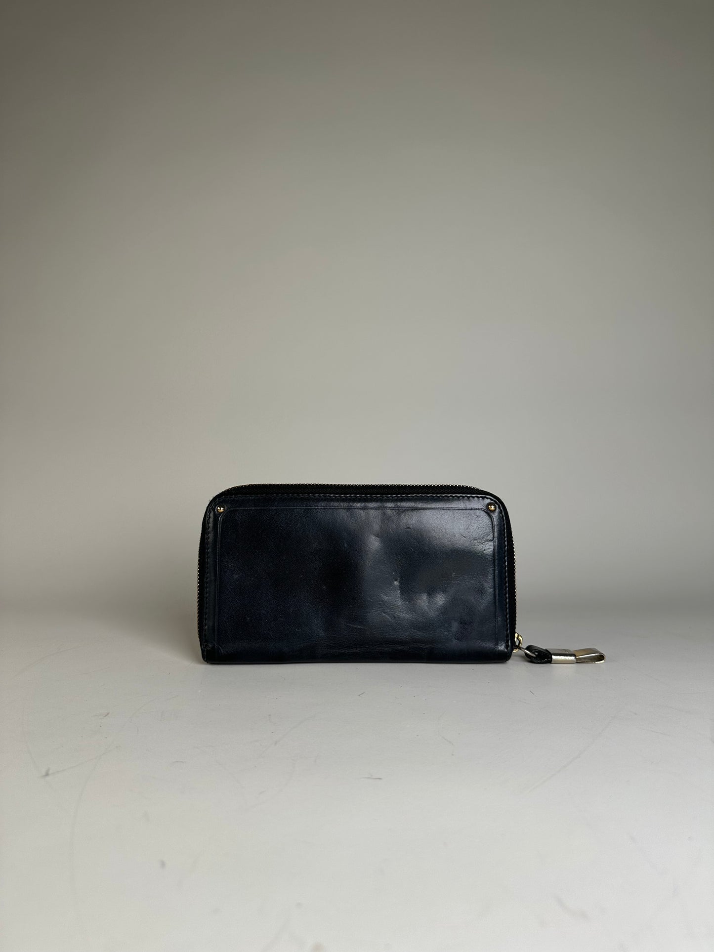 Vintage Chloe Leather Zip Wallet Black Gold