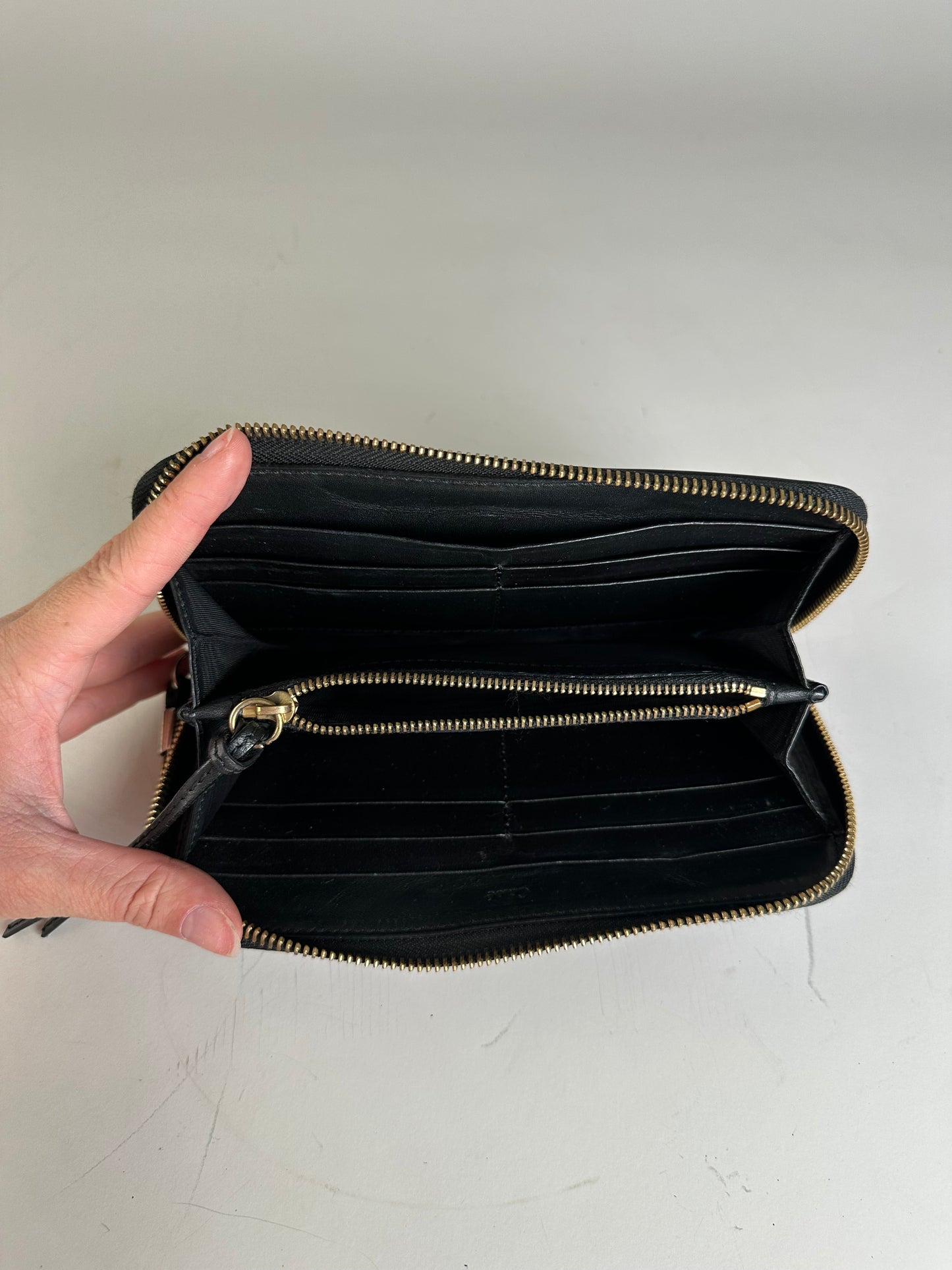 Vintage Chloe Leather Zip Wallet Black Gold