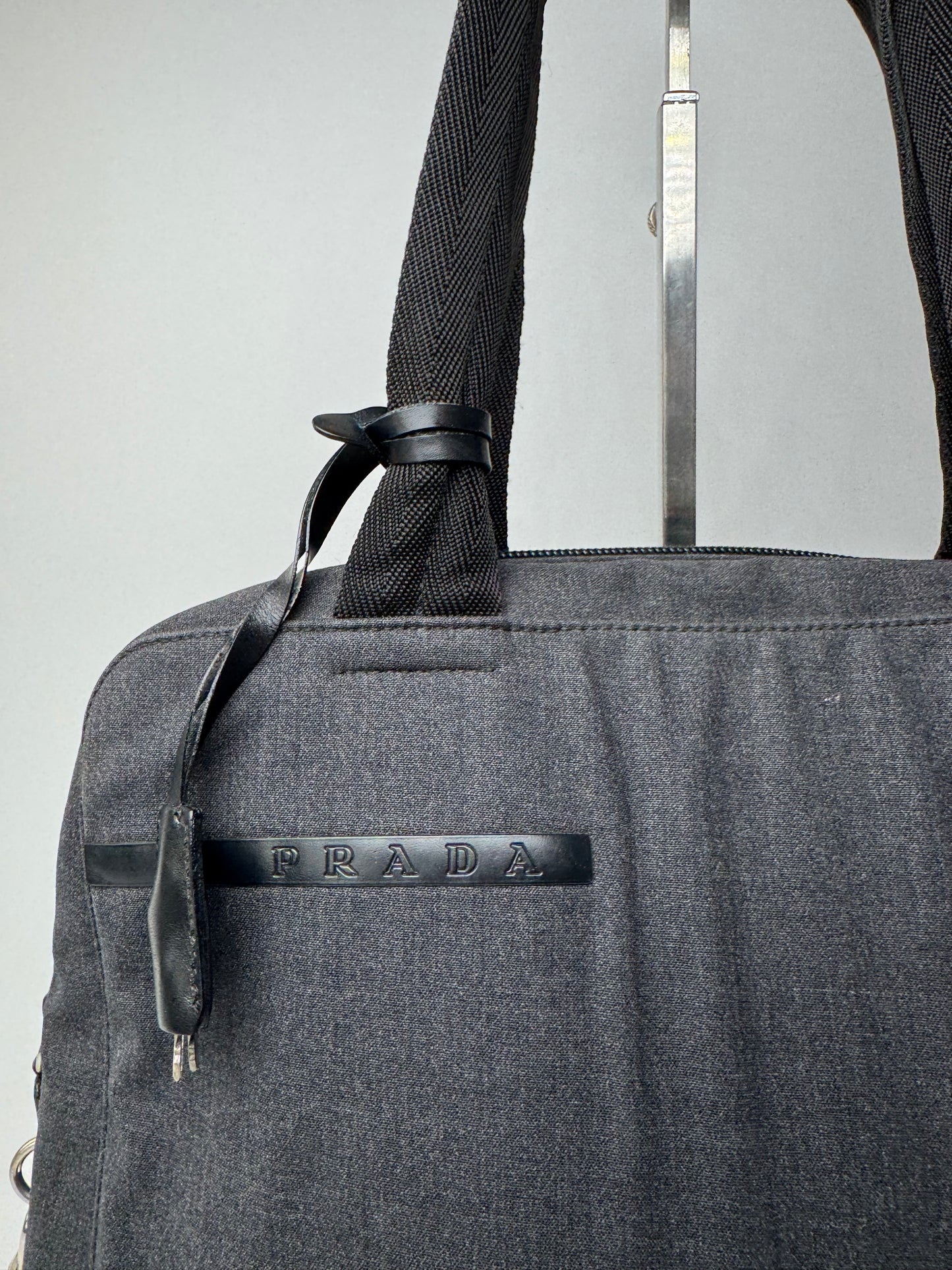 Sac Prada Sport en toile vintage anthracite