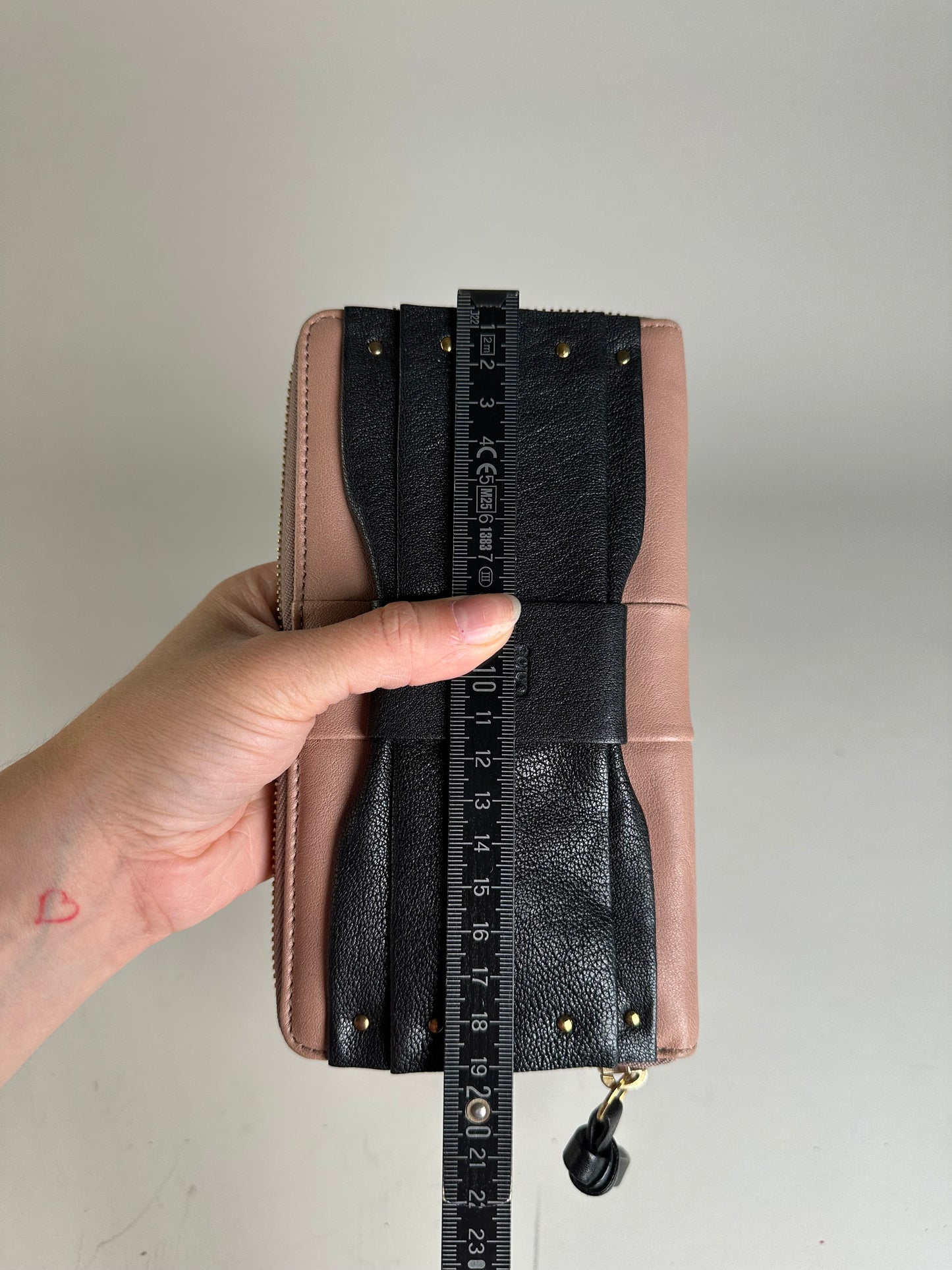 Vintage Chloe Leather Wallet Black Blush Pink Gold-Tone