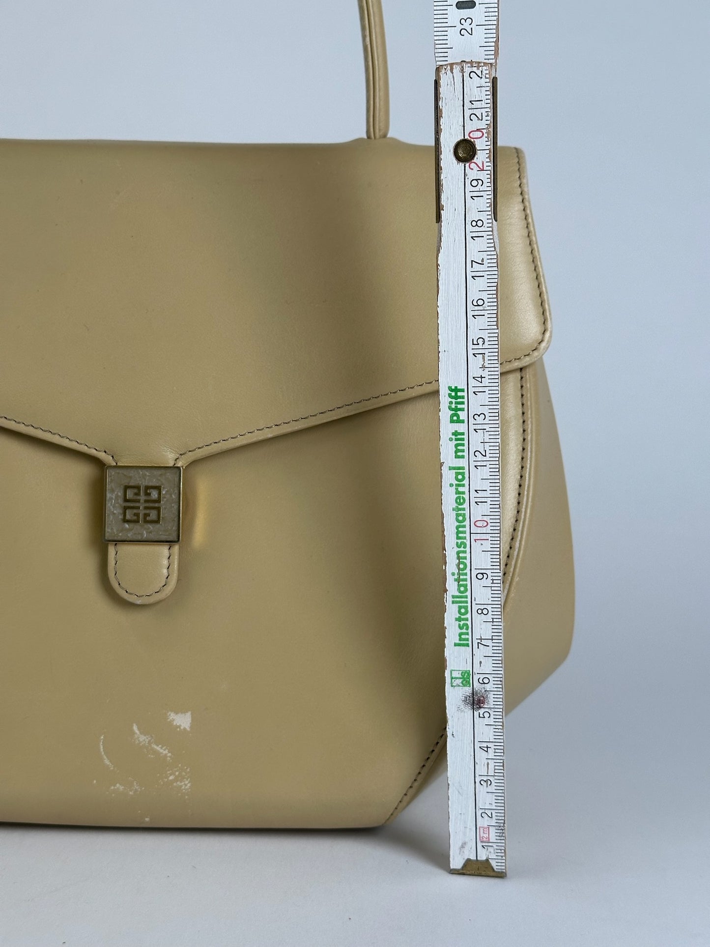 Vintage Givenchy leather Bag beige