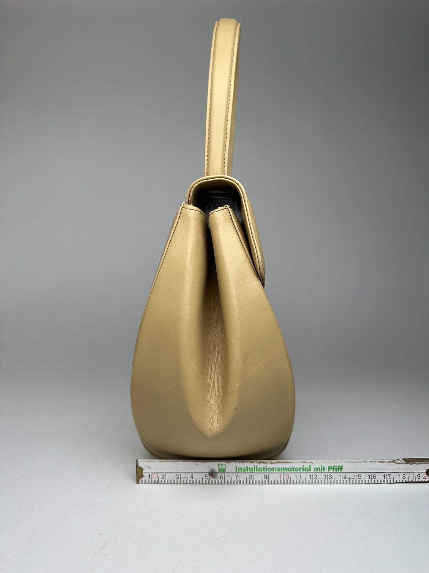 Vintage Givenchy leather Bag beige