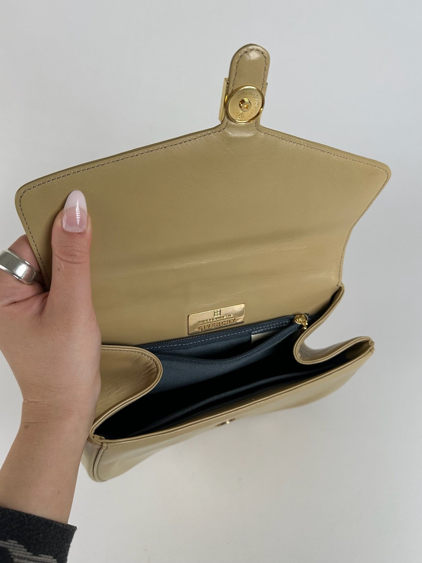 Vintage Givenchy leather Bag beige