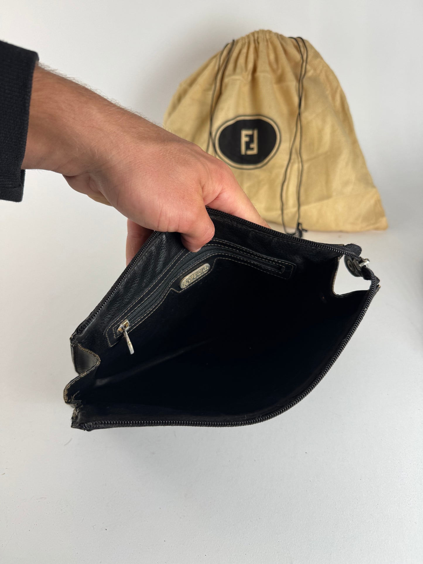 Pochette vintage Fendi FF en cuir marron