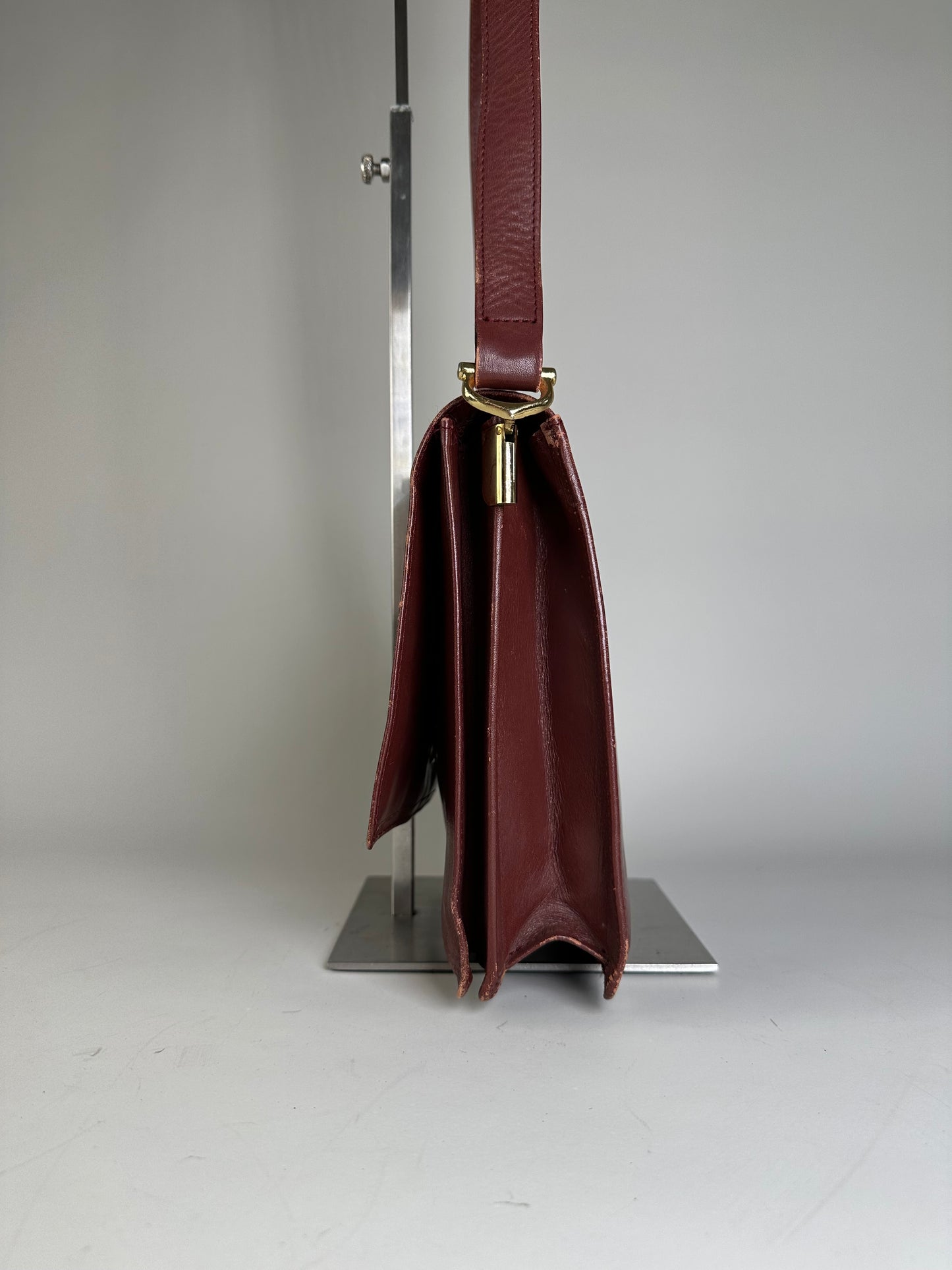 Vintage Cartier Leather Shoulder Bag Burgundy Gold