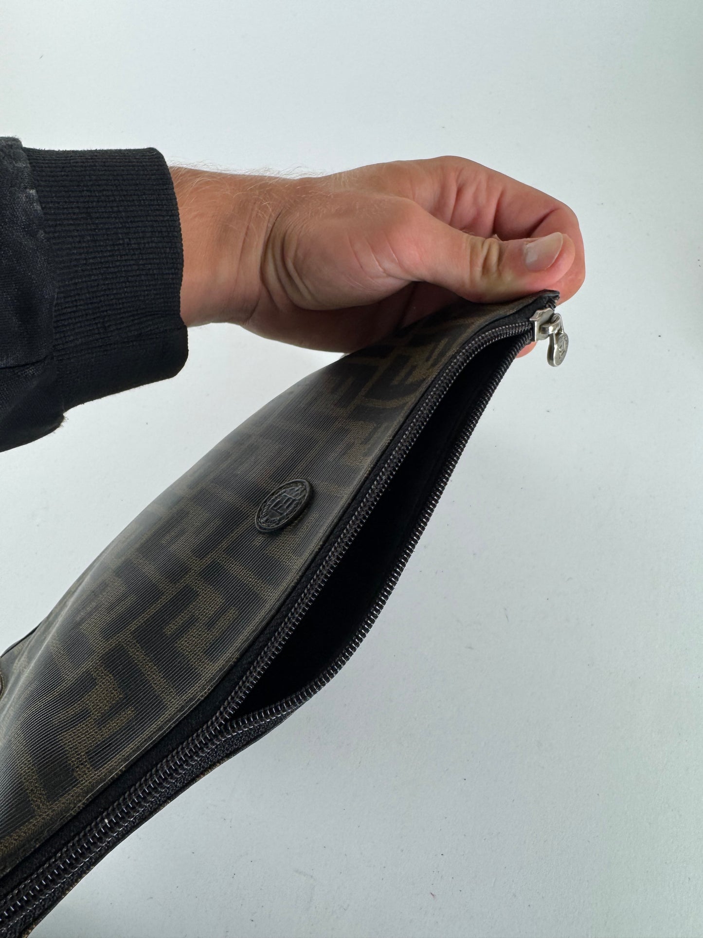 Pochette vintage Fendi FF en cuir marron