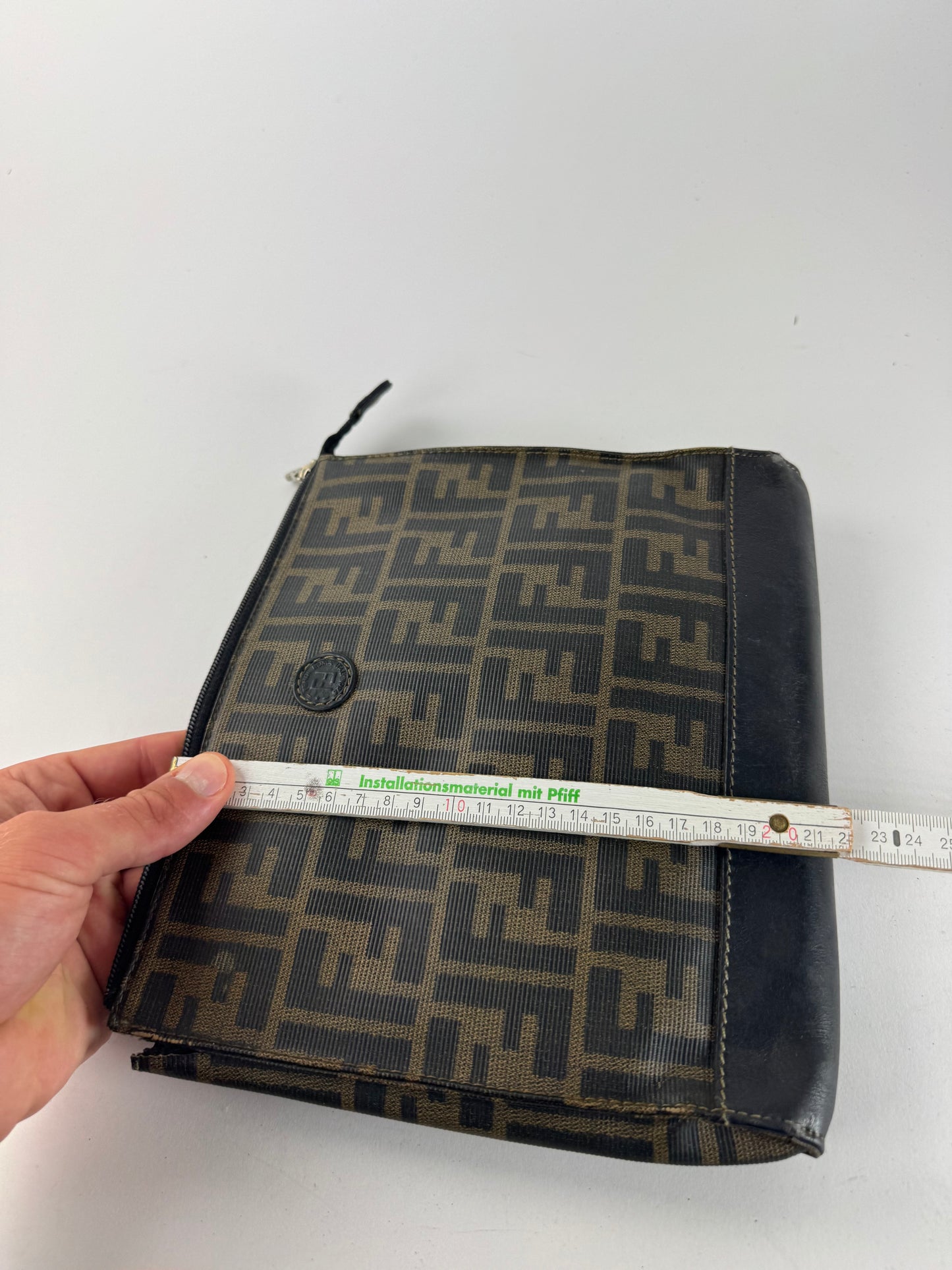 Pochette vintage Fendi FF en cuir marron