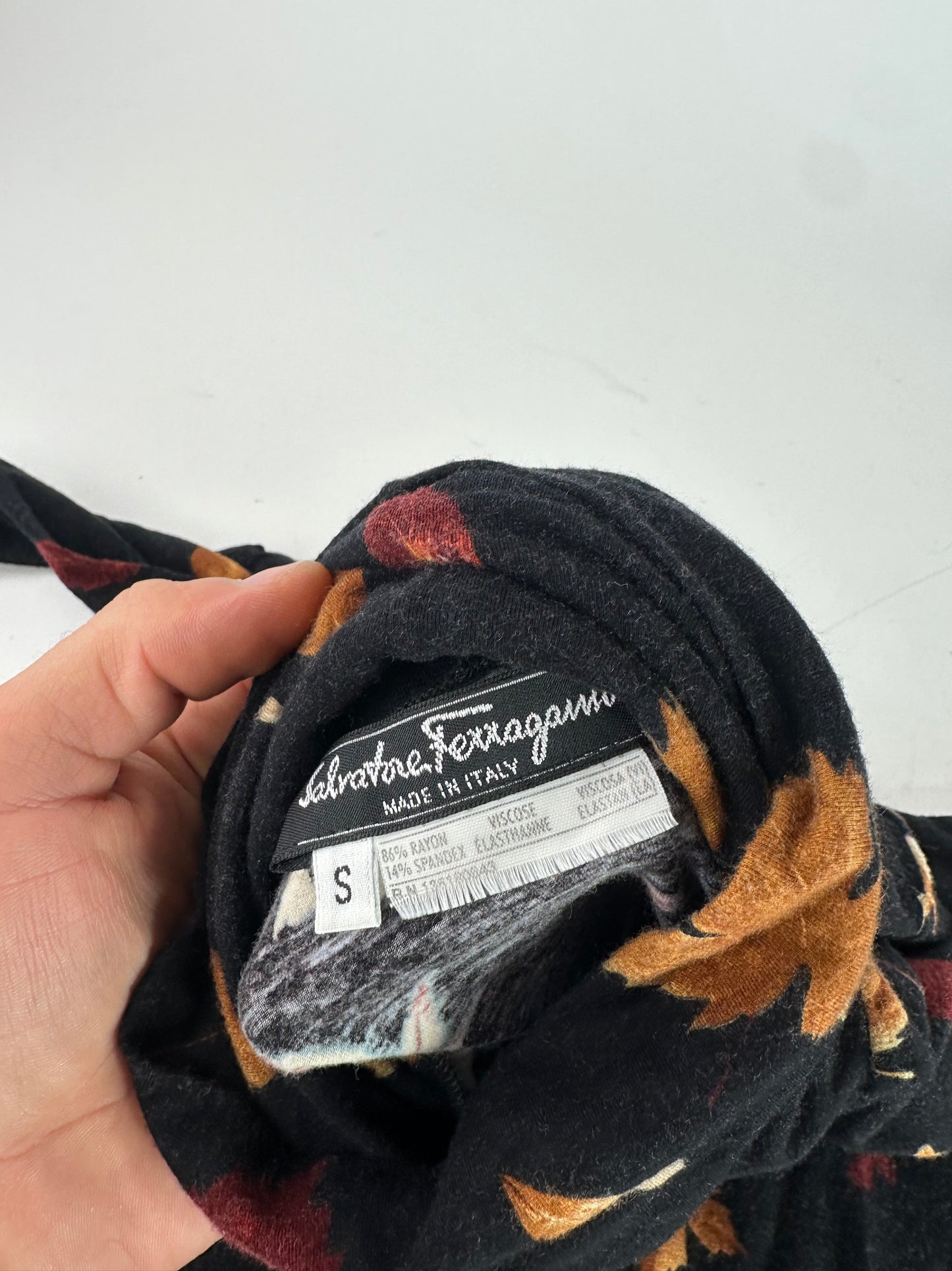 Vintage Salvatore Ferragamo Leaf Emblossed Turtle Neck Sweater Black Brown S