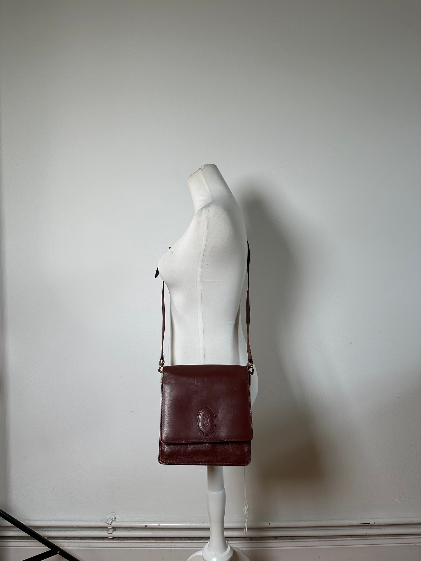 Vintage Cartier Leather Shoulder Bag Burgundy Gold