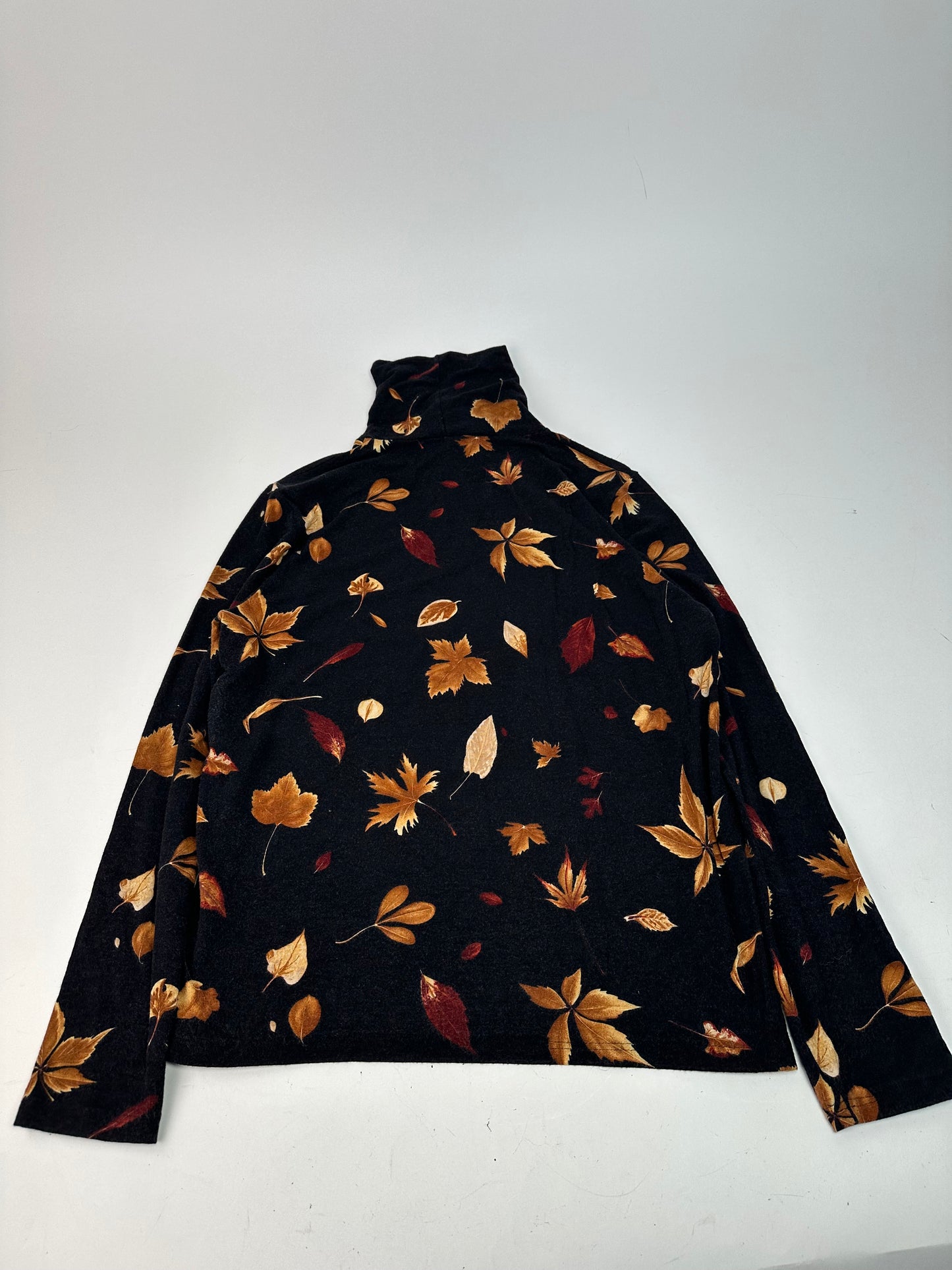 Vintage Salvatore Ferragamo Leaf Emblossed Turtle Neck Sweater Black Brown S