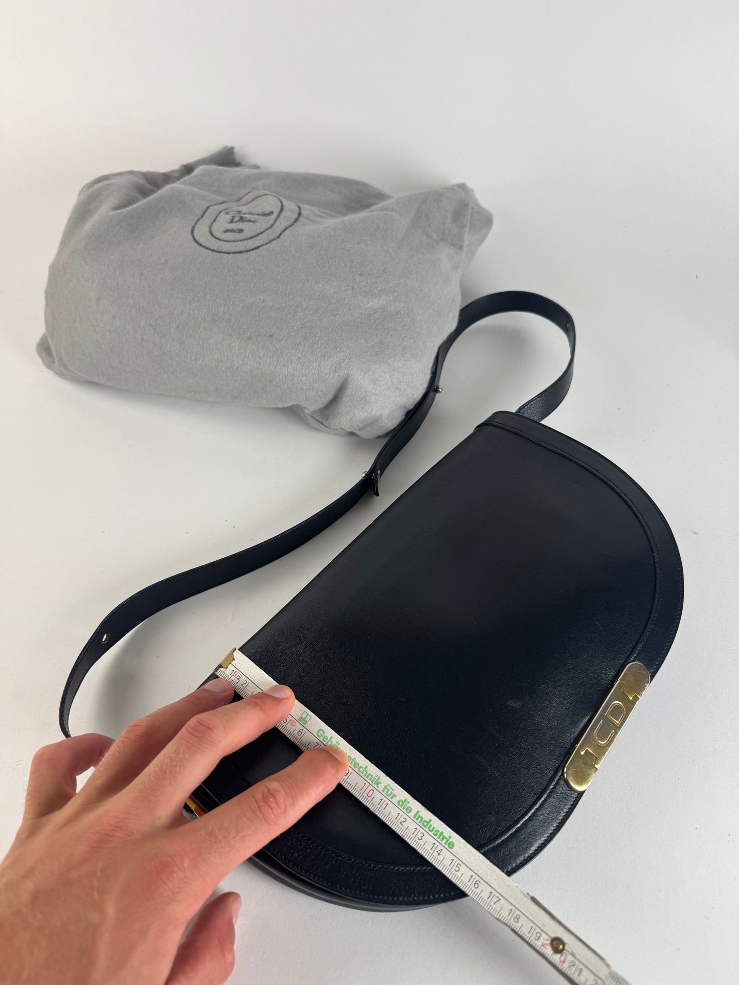 Sac vintage Dior en cuir noir à 2 voies