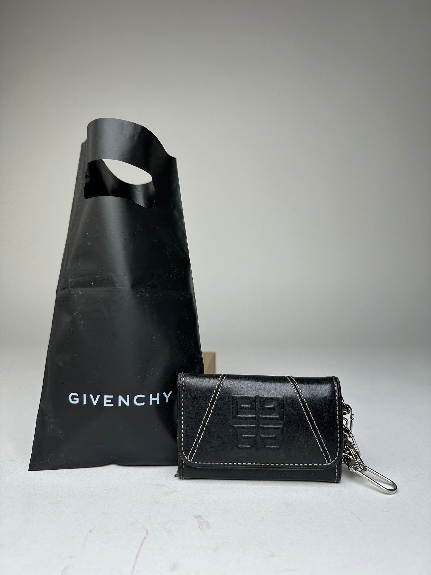 Vintage Givenchy 4G Leather Key Holder Black