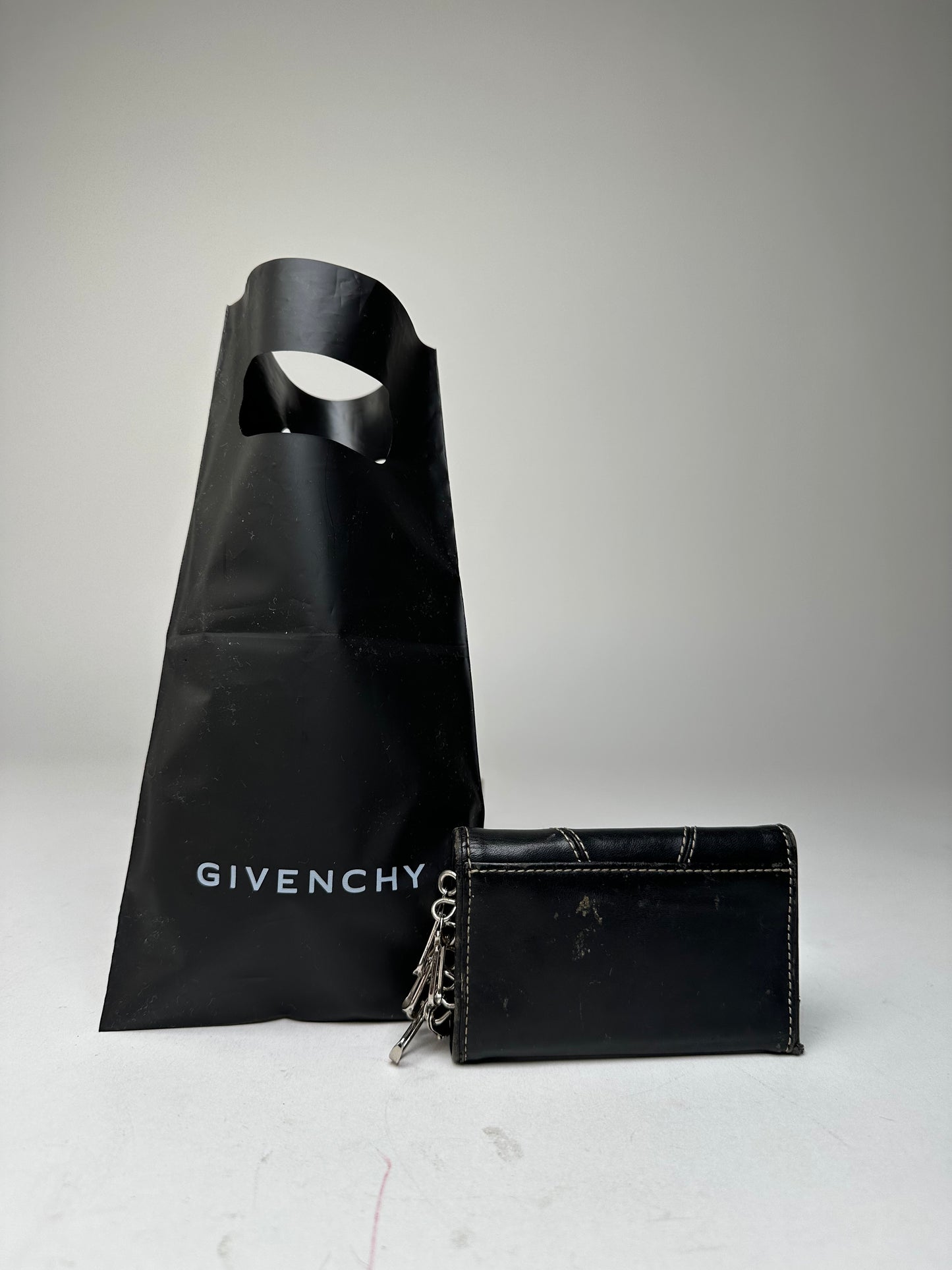 Vintage Givenchy 4G Leather Key Holder Black
